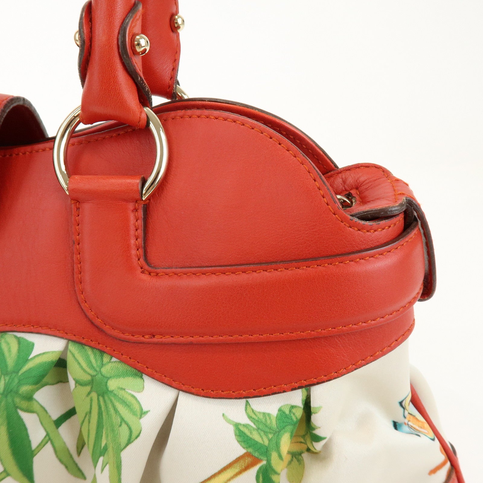 Ferragamo Gancini Logo Satin Leather Shoulder Bag Hand Bag Ivory