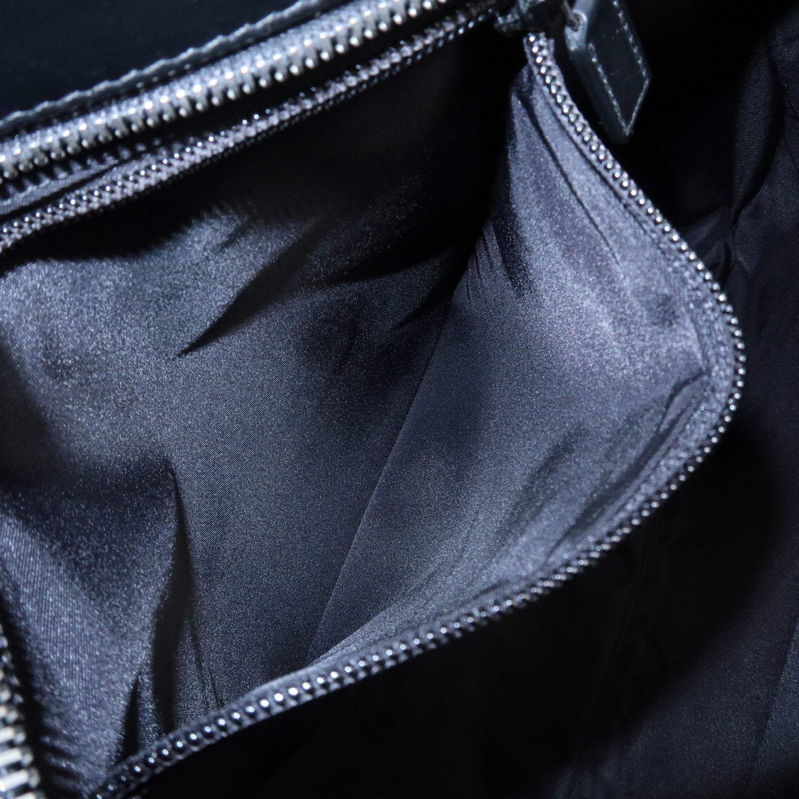 GUCCI Sherry Guccissima Leather Shoulder Bag Black 322080