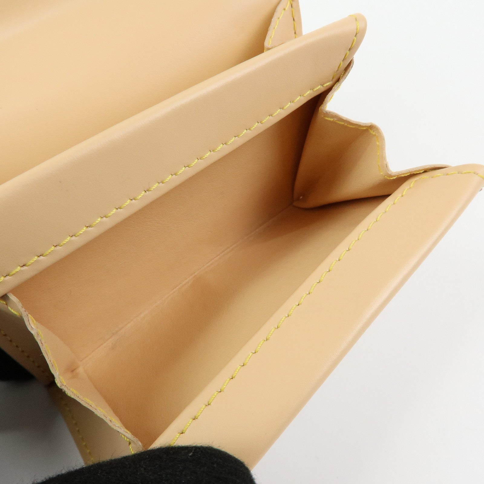 Louis Vuitton Monogram Porte Monnaie Plat Coin Case Blanc M92657