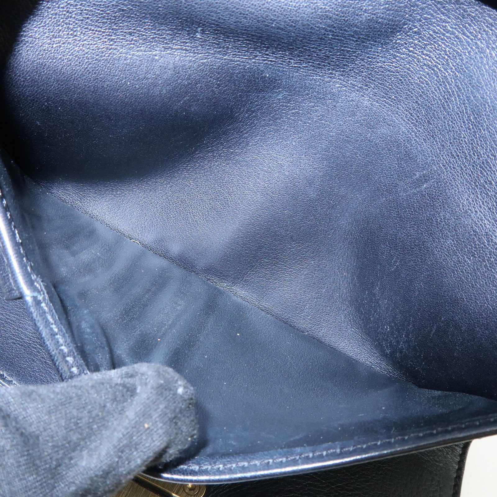 Louis Vuitton Monogram Mahina Portefeuille Amelia Wallet M95549