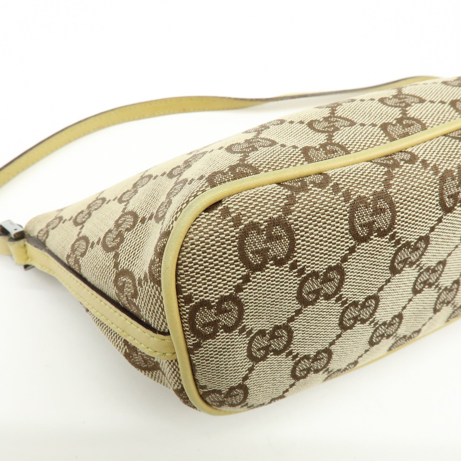 GUCCI Boat Bag GG Canvas Leather Accessory Pouch Beige Yellow 07198