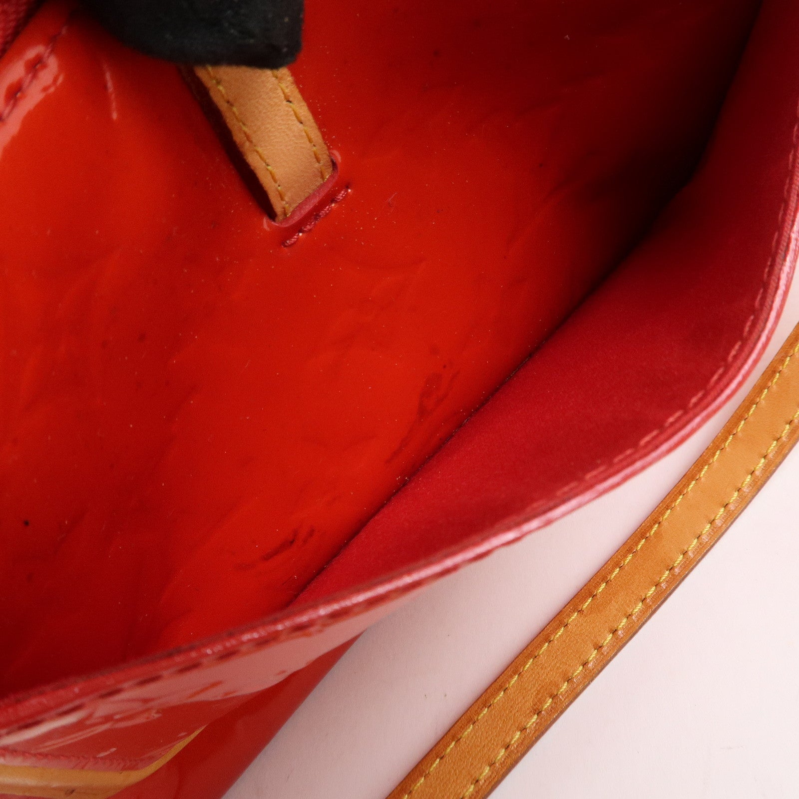 Louis Vuitton Monogram Vernis Mallory Square Shoulder Bag M91295
