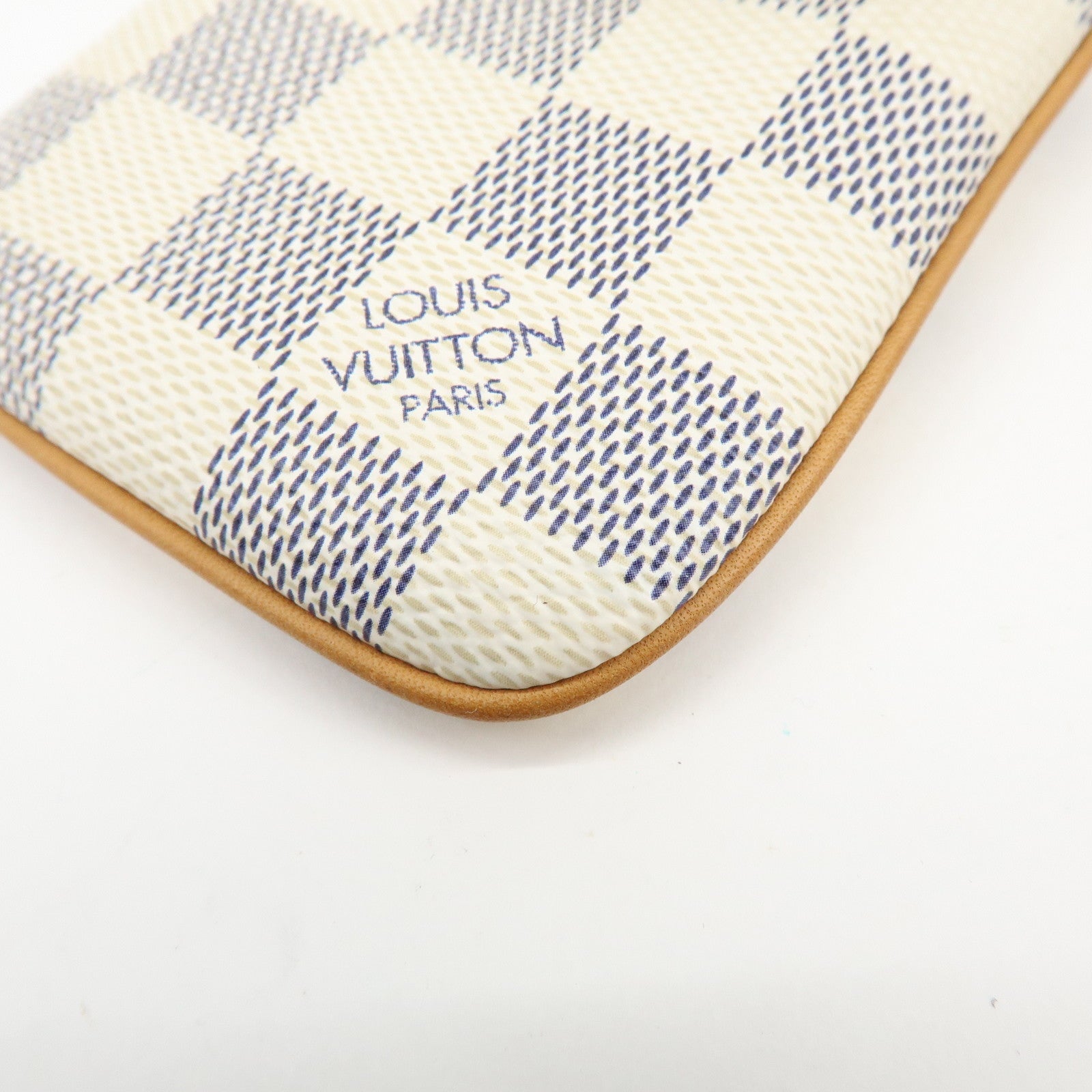 Louis Vuitton Damier Azur Etui Telefonne MM Cellphone Case N60026