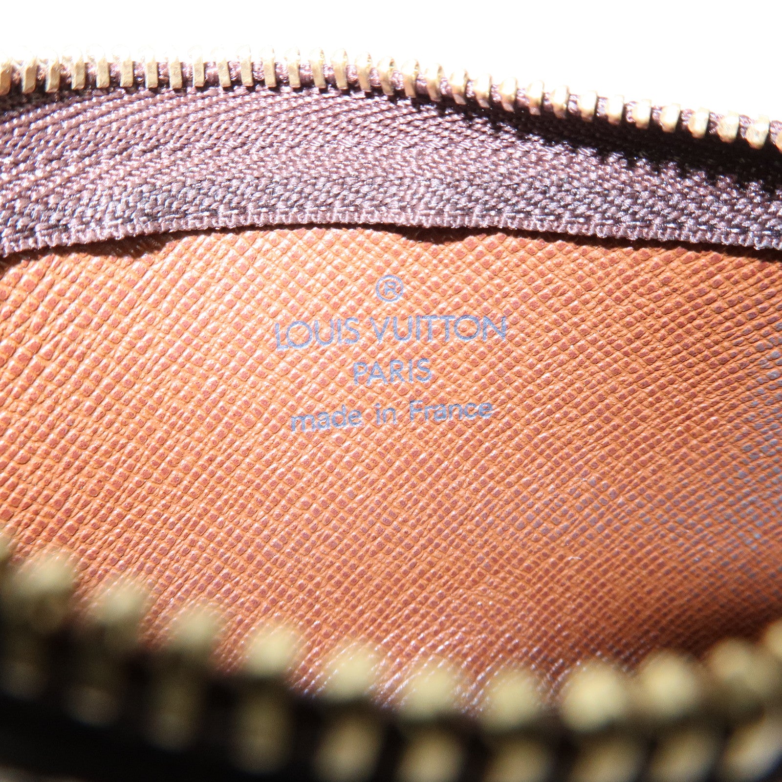 Louis Vuitton Monogram Pochette Cles Coin Case Key Case M62650