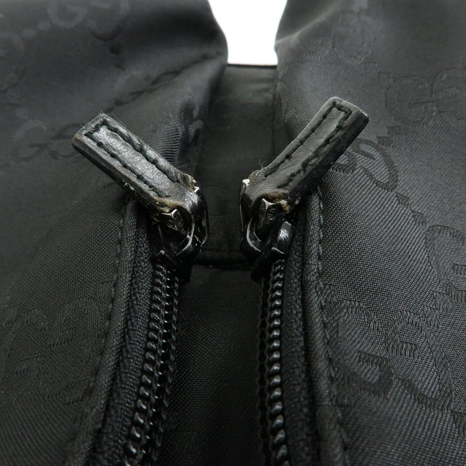 GUCCI Front Pocket GG Nylon Leather Shoulder Bag Black 001・3380