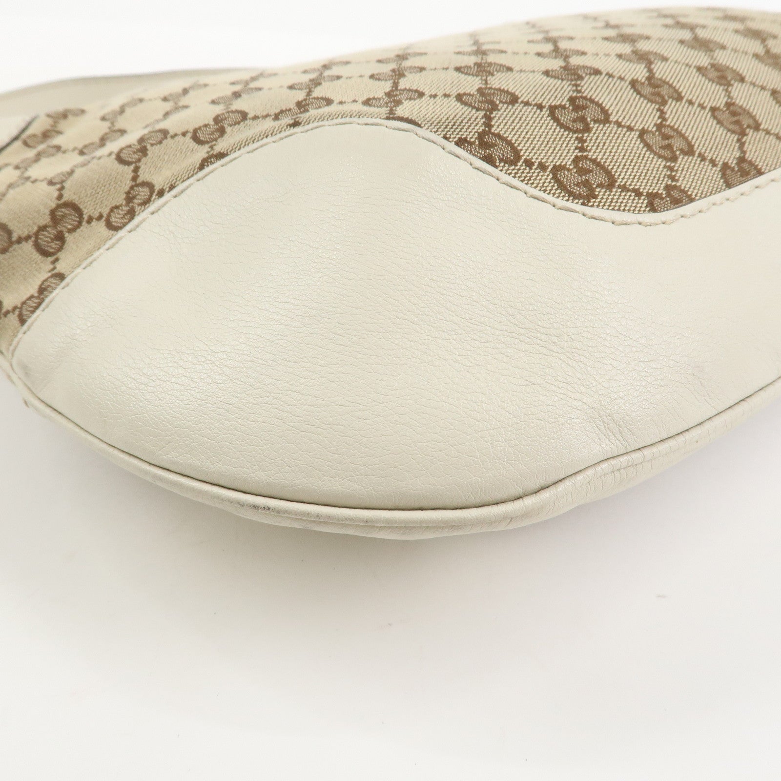 GUCCI GG Canvas Leather Shoulder Bag Brown Ivory 211810