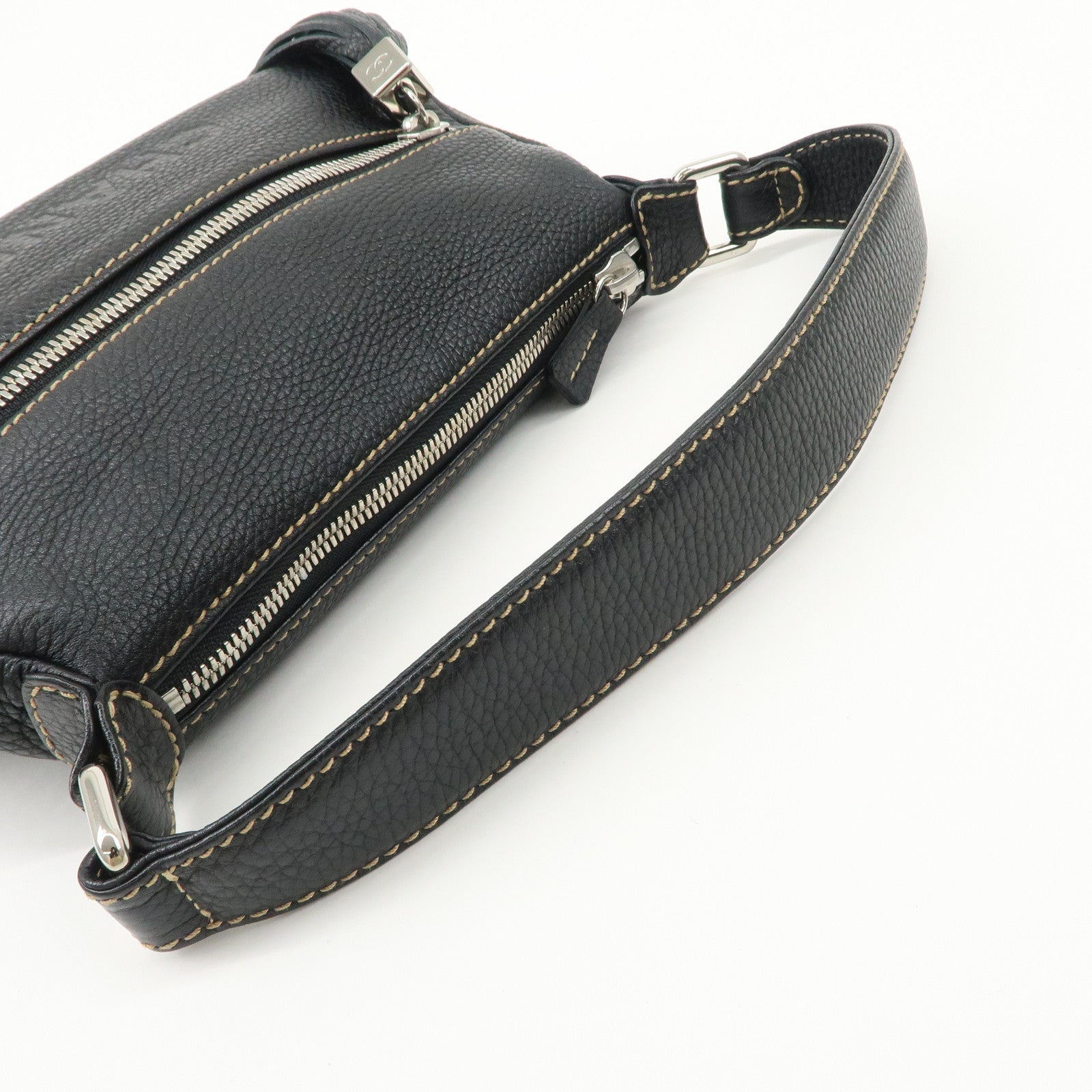 CHANEL Caviar Skin Leather Logo Fringe Shoulder Bag Gold HDW Black Used