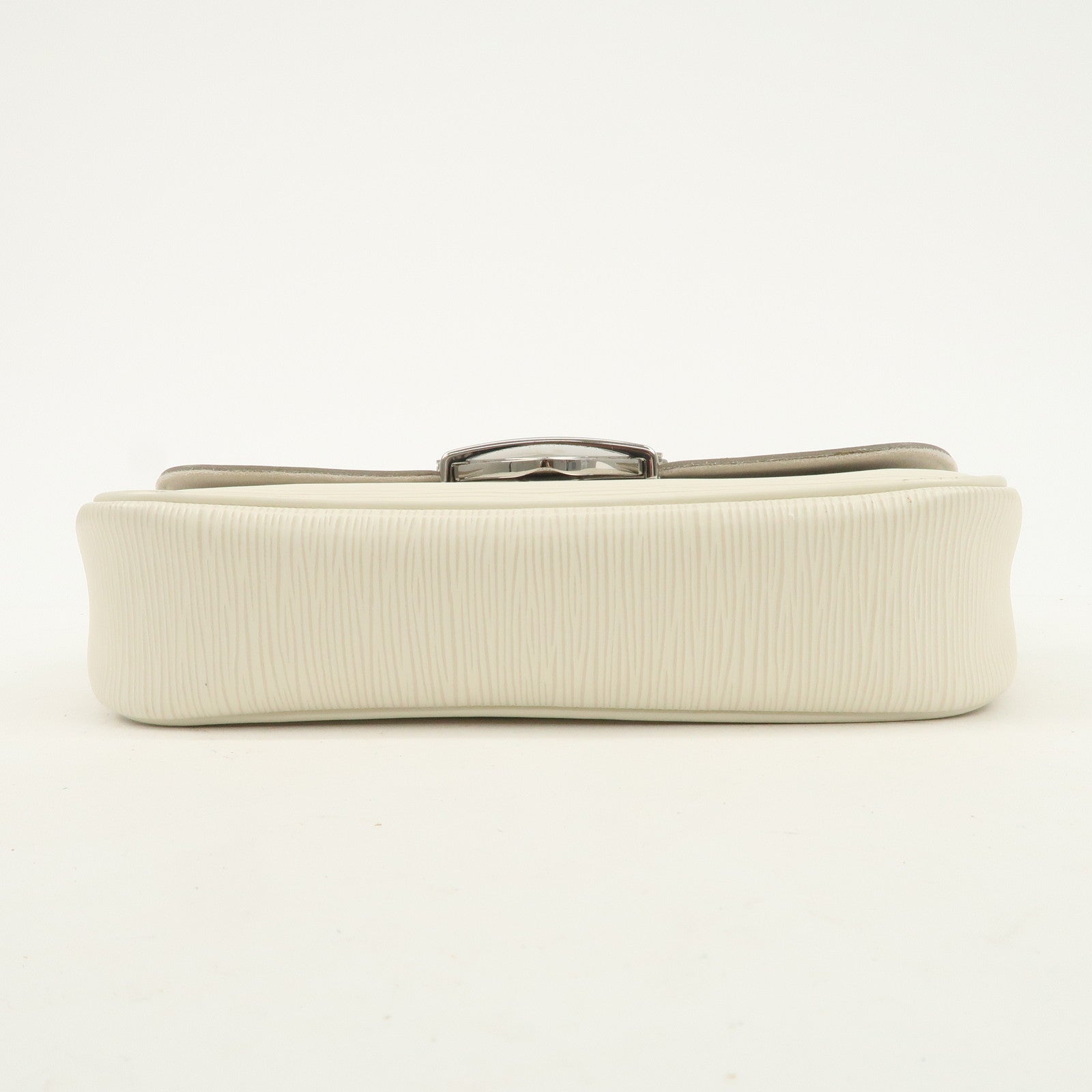 Louis Vuitton Epi Pochette Montaigne Shoulder Bag Ivoire M5929J Used