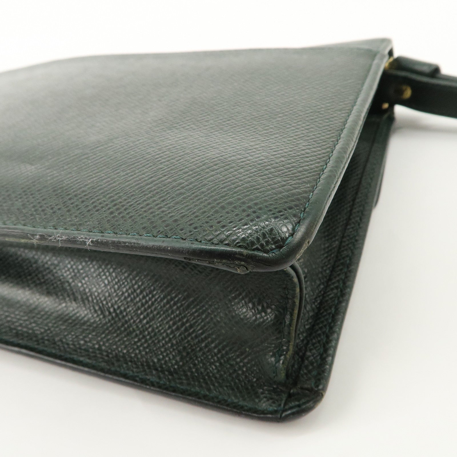 Louis Vuitton Taiga Leather Selenga Clutch Bag Epicea M30784 Used