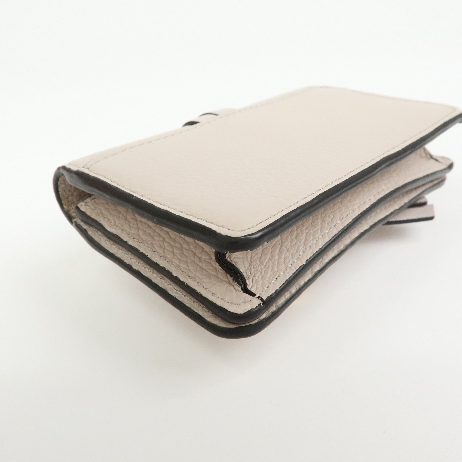 Chloe Alphabet Leather Card Case Mini Trifold Wallet Heart Ivory