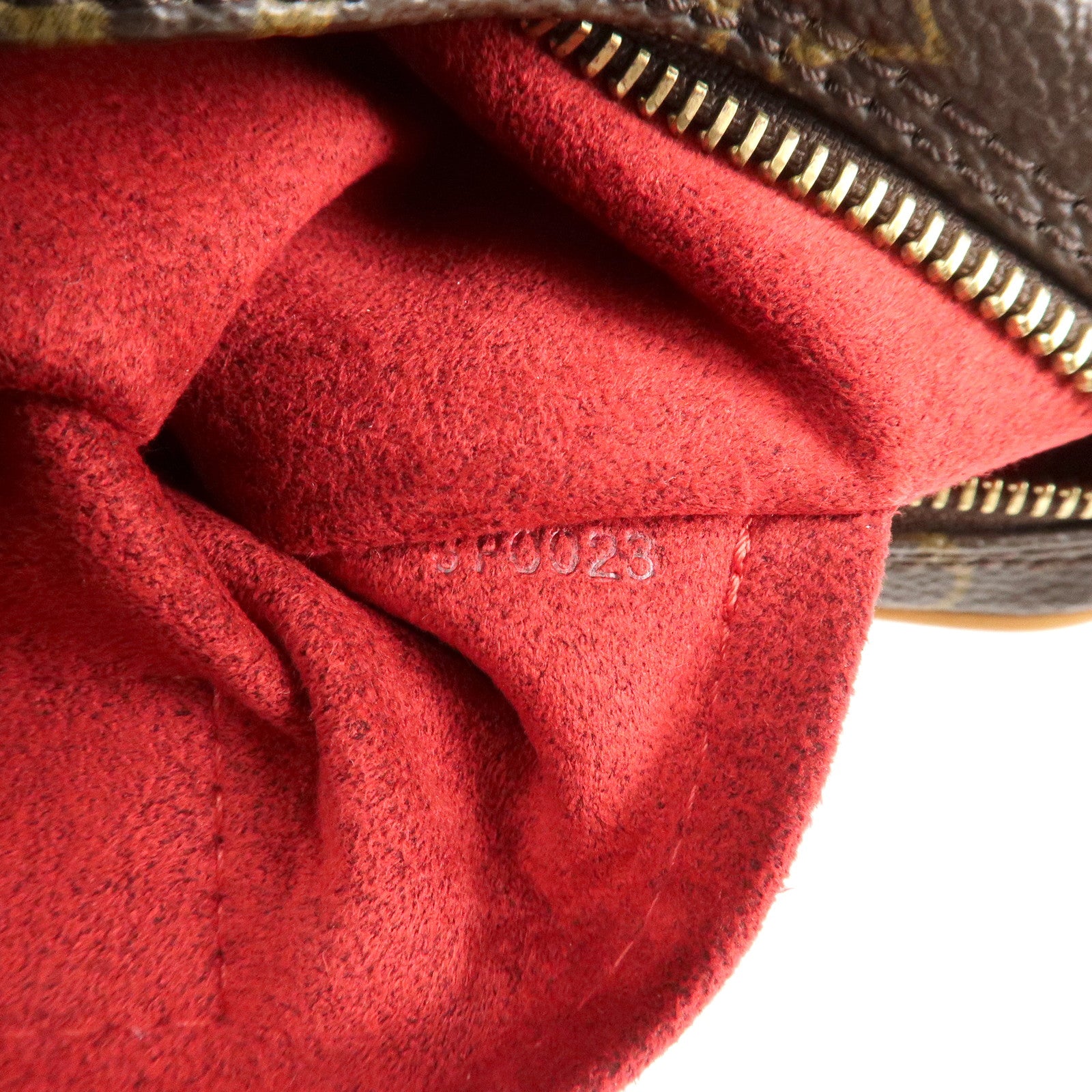 Louis Vuitton Monogram Pochette Croissant Shoulder Hand Bag M51510