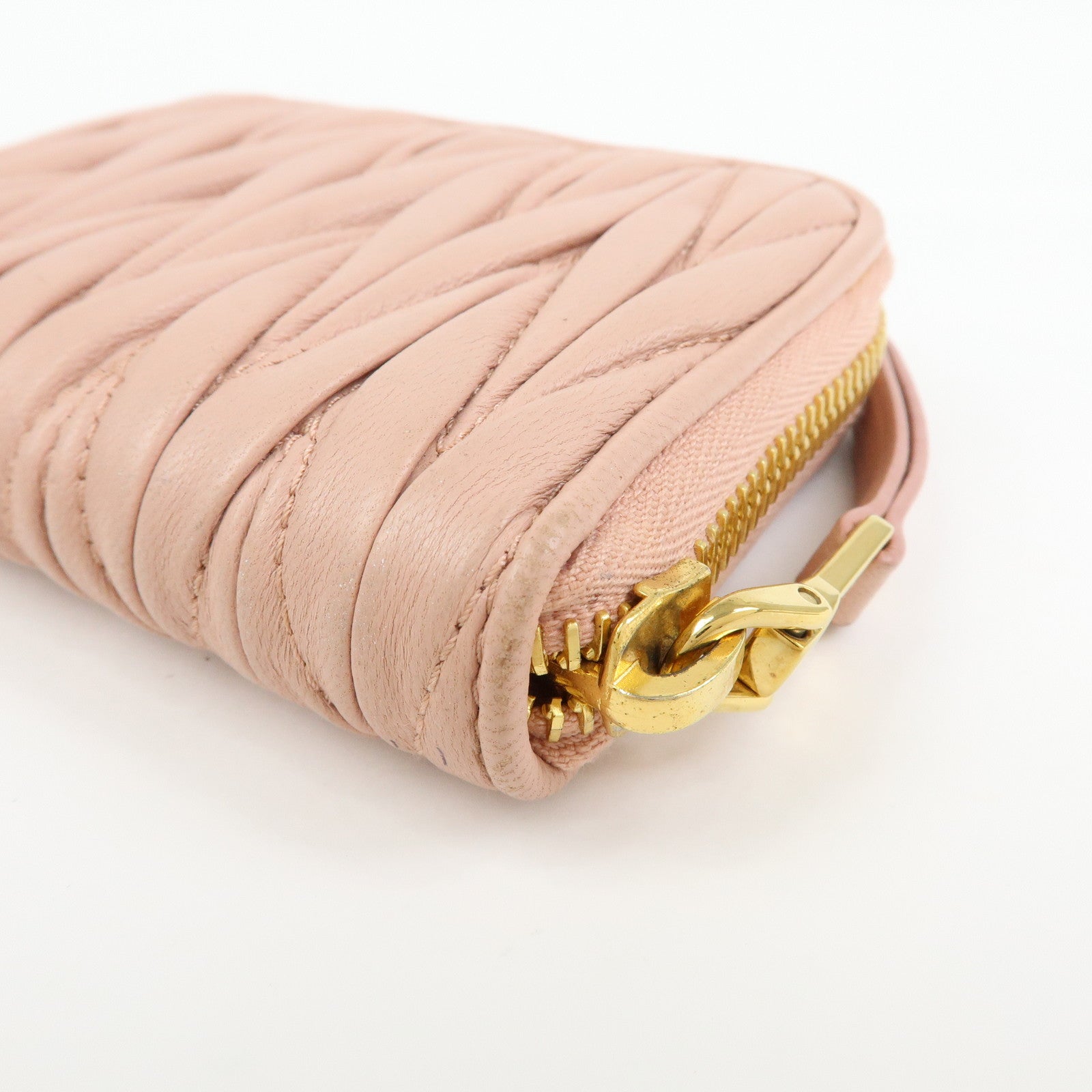 MIU MIU Matelasse Nappa Leather Compact Zippy Wallet Pink