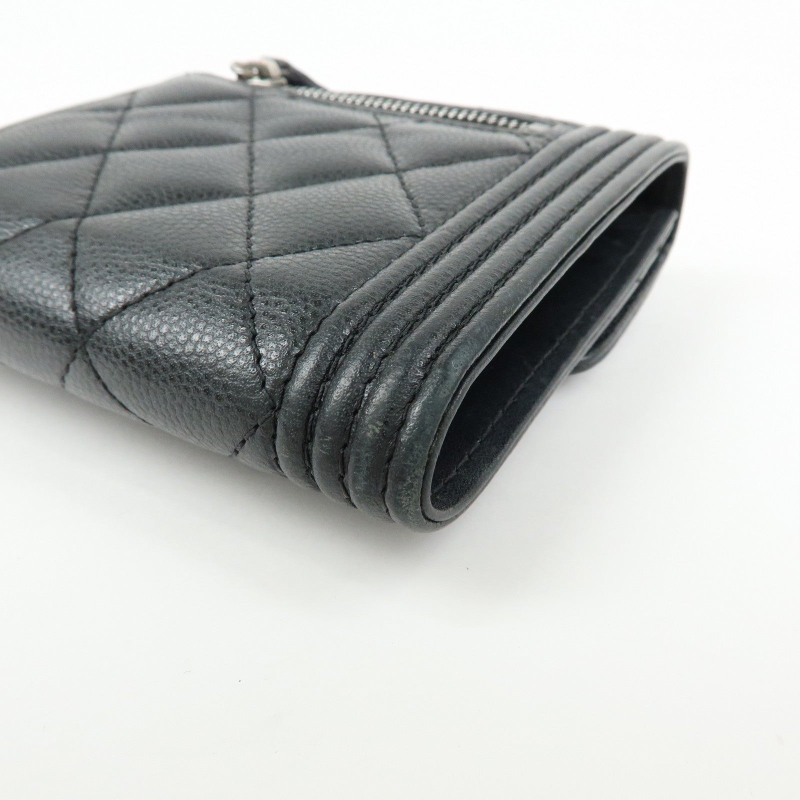 CHANEL BOY CHANEL Matelasse Caviarskin Compact Wallet Black A80734