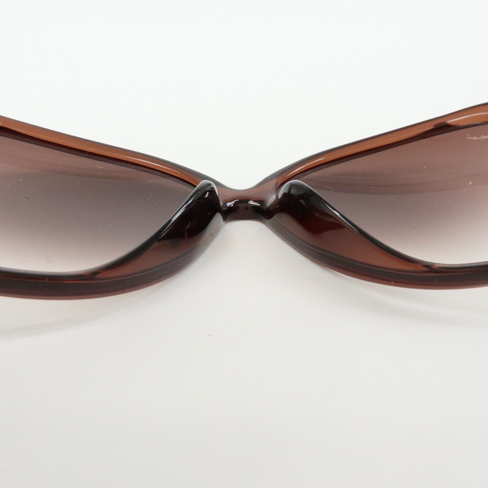 GUCCI Interlocking G Lovery Heart Plastic Sunglasses Brown GG3525