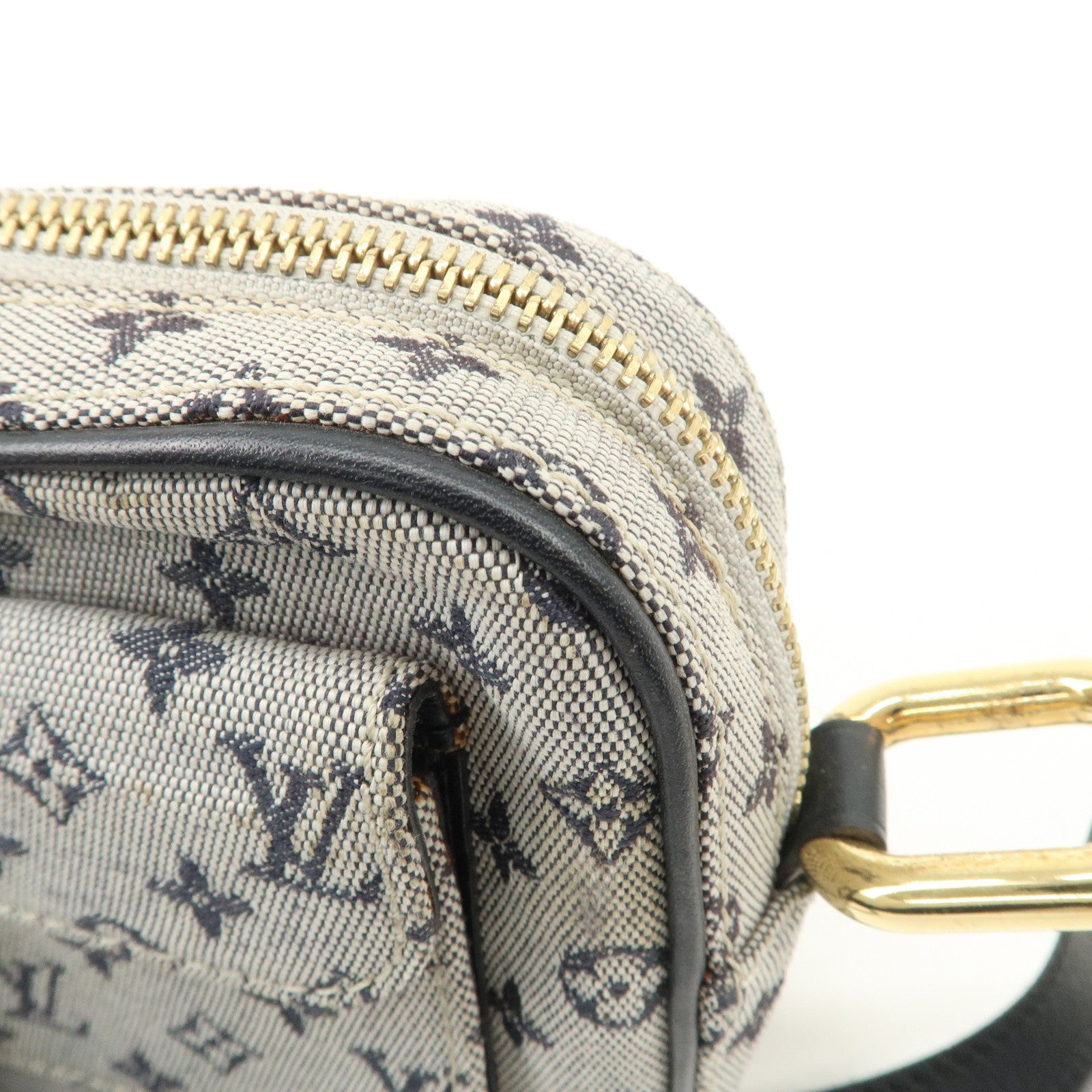 Louis Vuitton Monogram Mini Canvas Juliette MM Shoulder Bag M92315