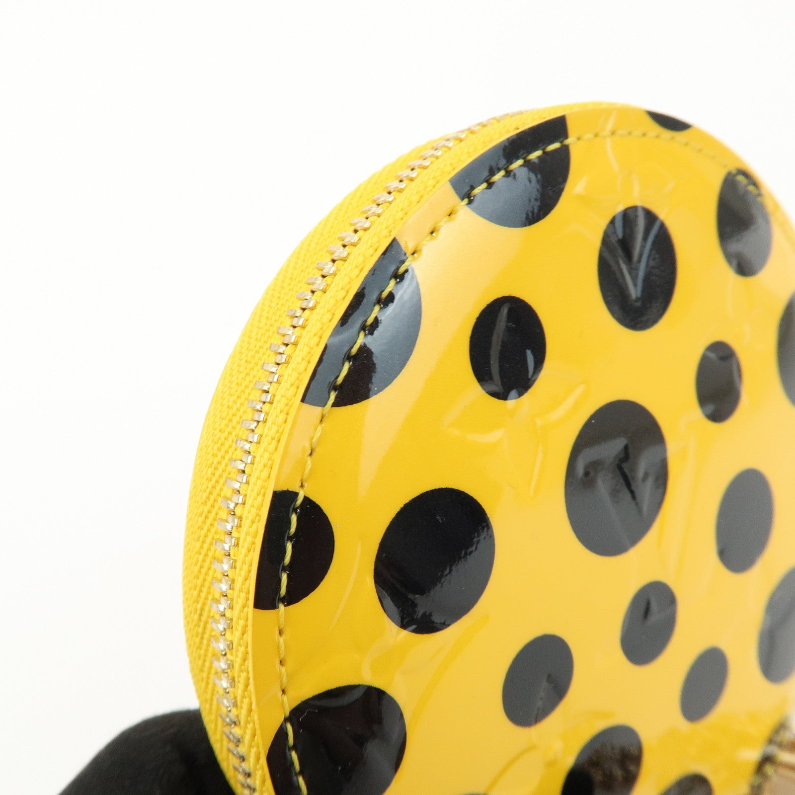 Louis Vuitton Vernis Yayoi Kusama Porte Monnaie Chapeau Coin M91569