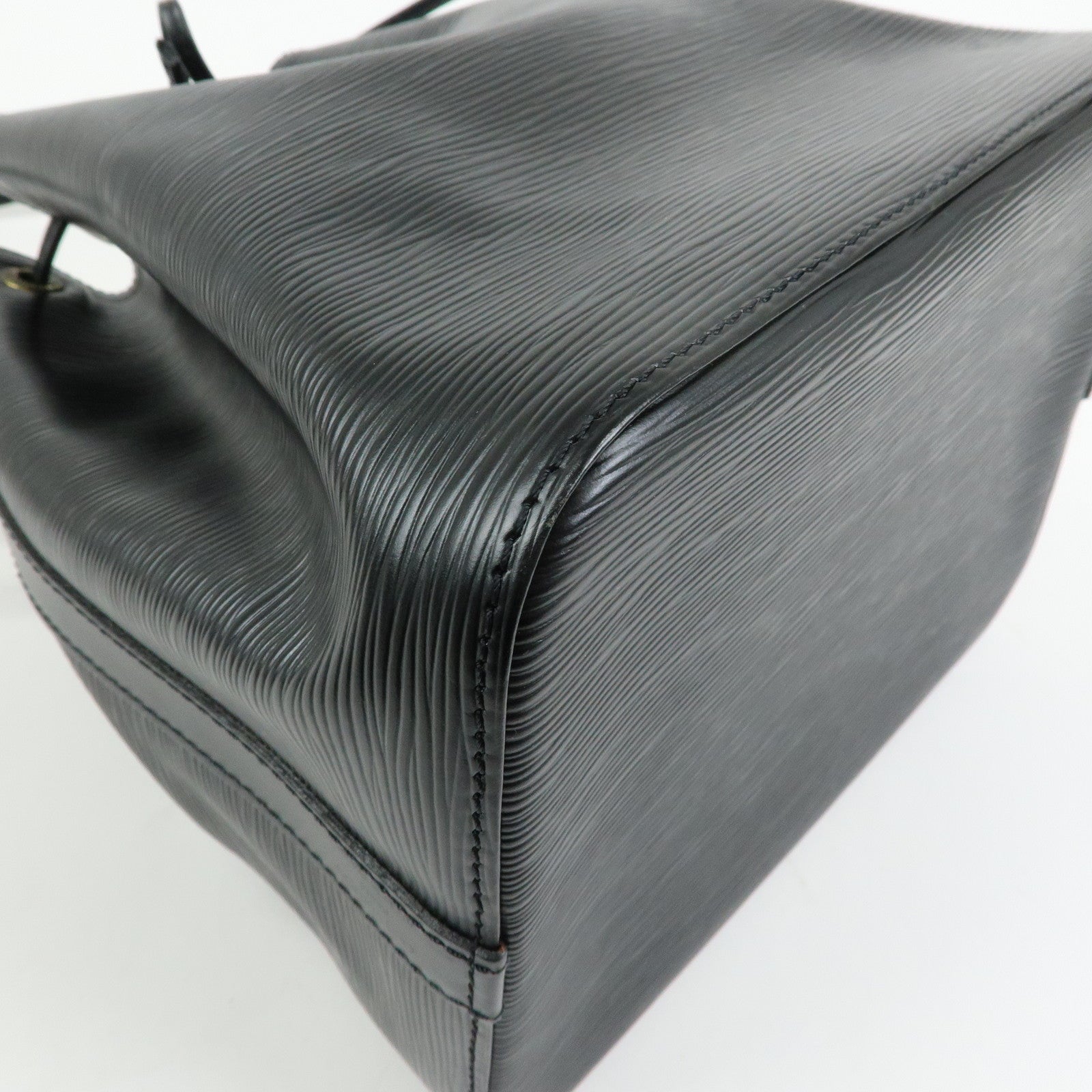 Louis Vuitton Epi Leather Petit Noe Shoulder Bag Noir Black M44102