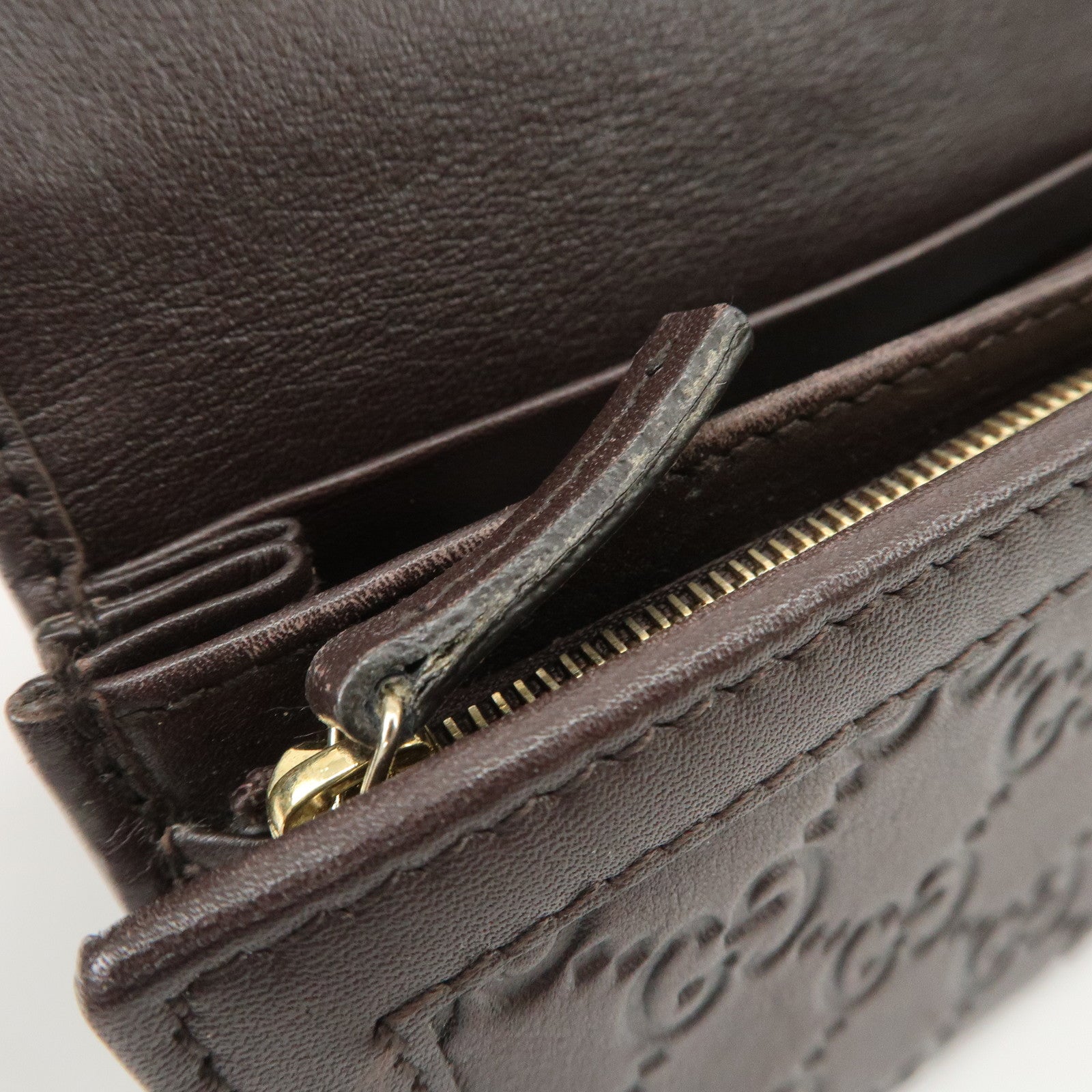 GUCCI Guccissima Interlocking GG Leather Bi-fold Wallet 282431 Used