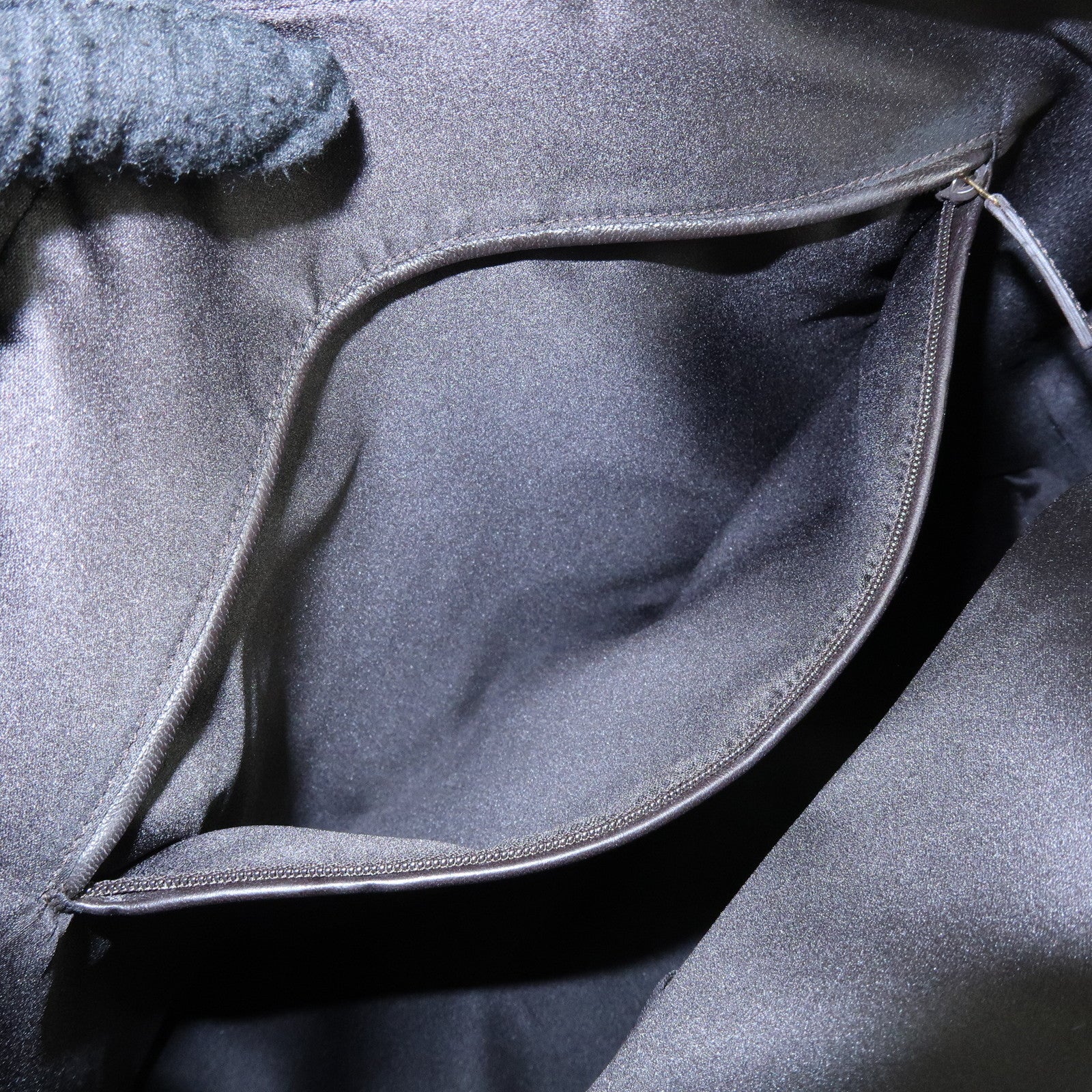 SAINT LAURENT PARIS Muse Leather Hand Bag Tote Bag Beige