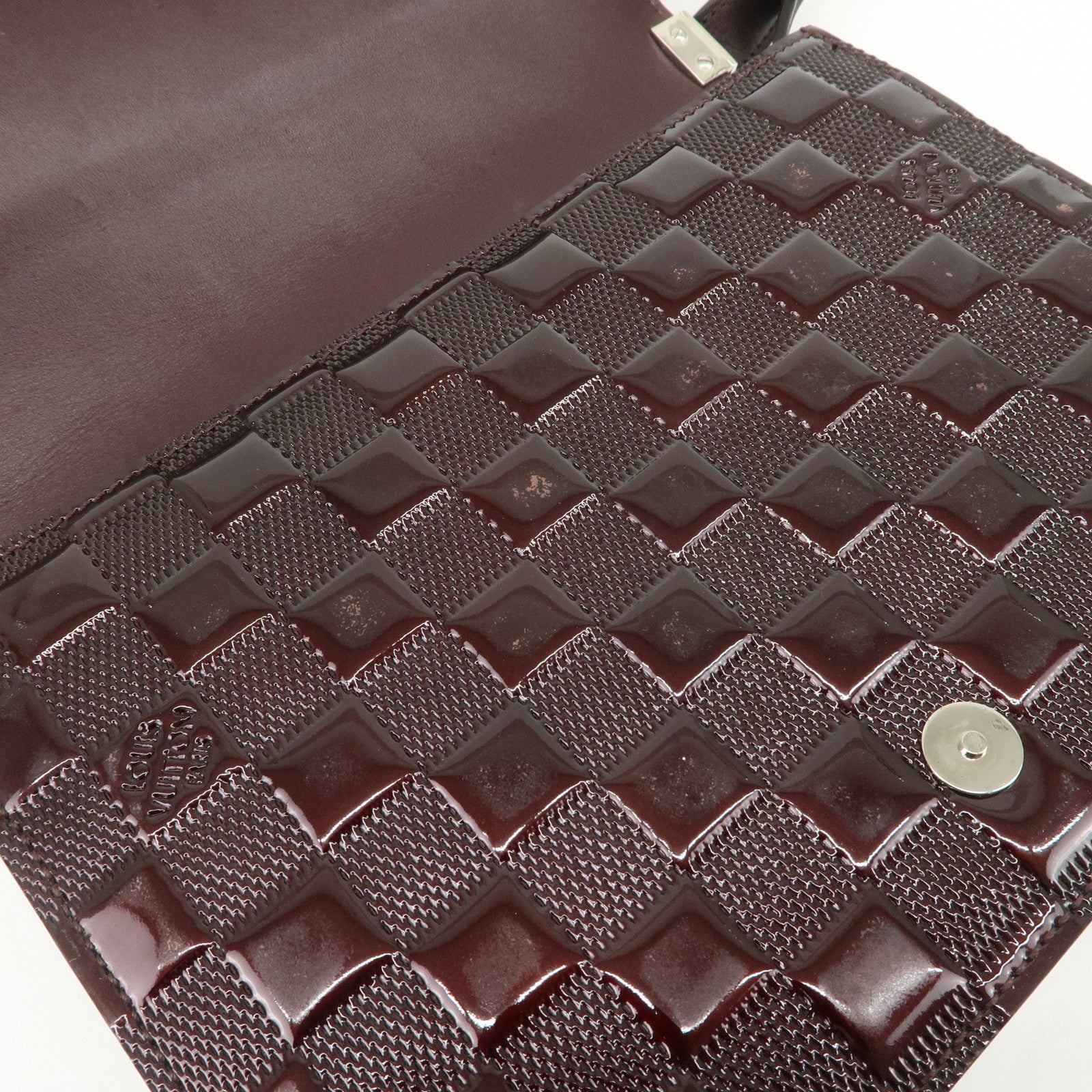 Louis Vuitton Damier Vernis Cabaret Shoulder Bag Carmine M92126