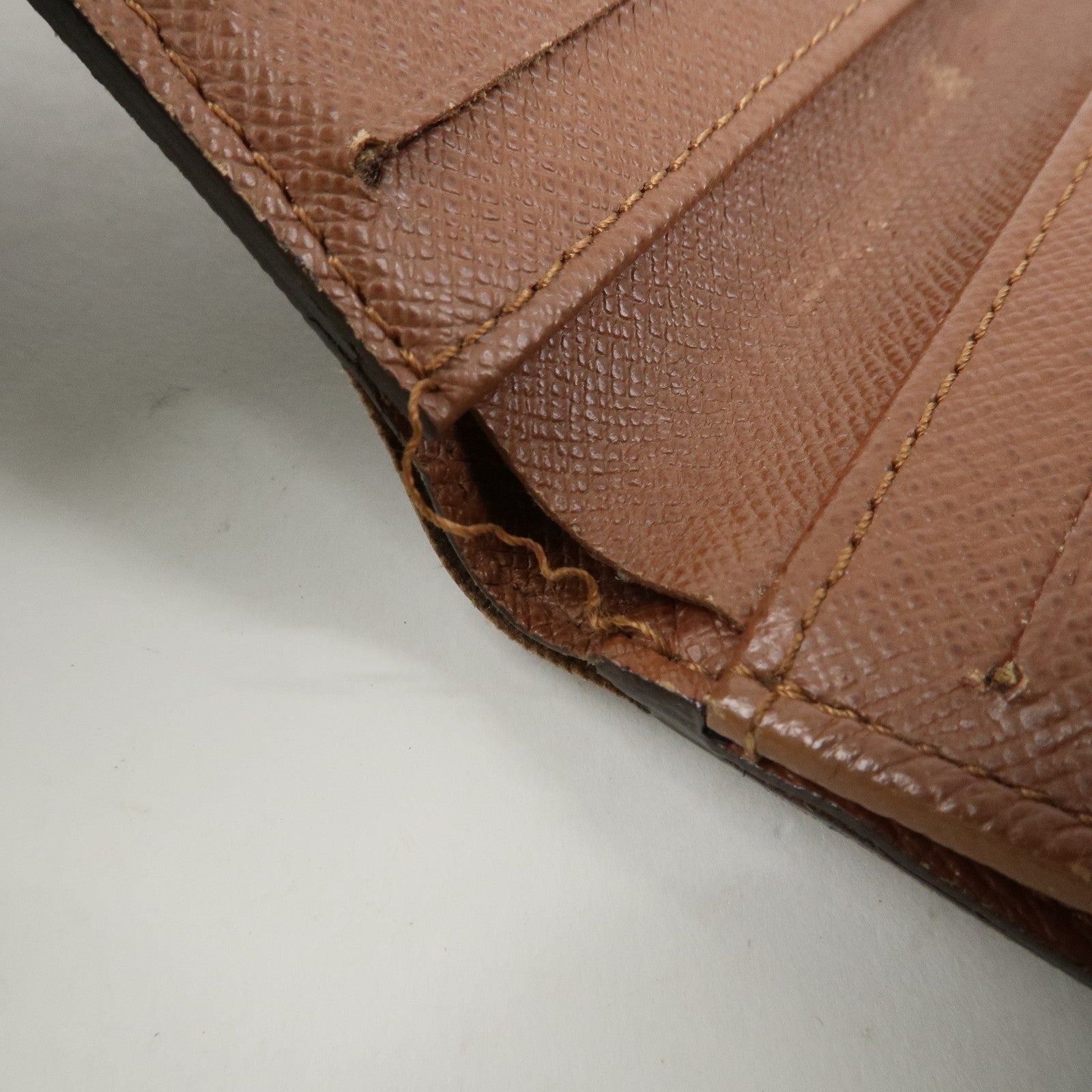 Louis Vuitton Monogram Porte Monnaie Billet Carte Credit M61652 Used