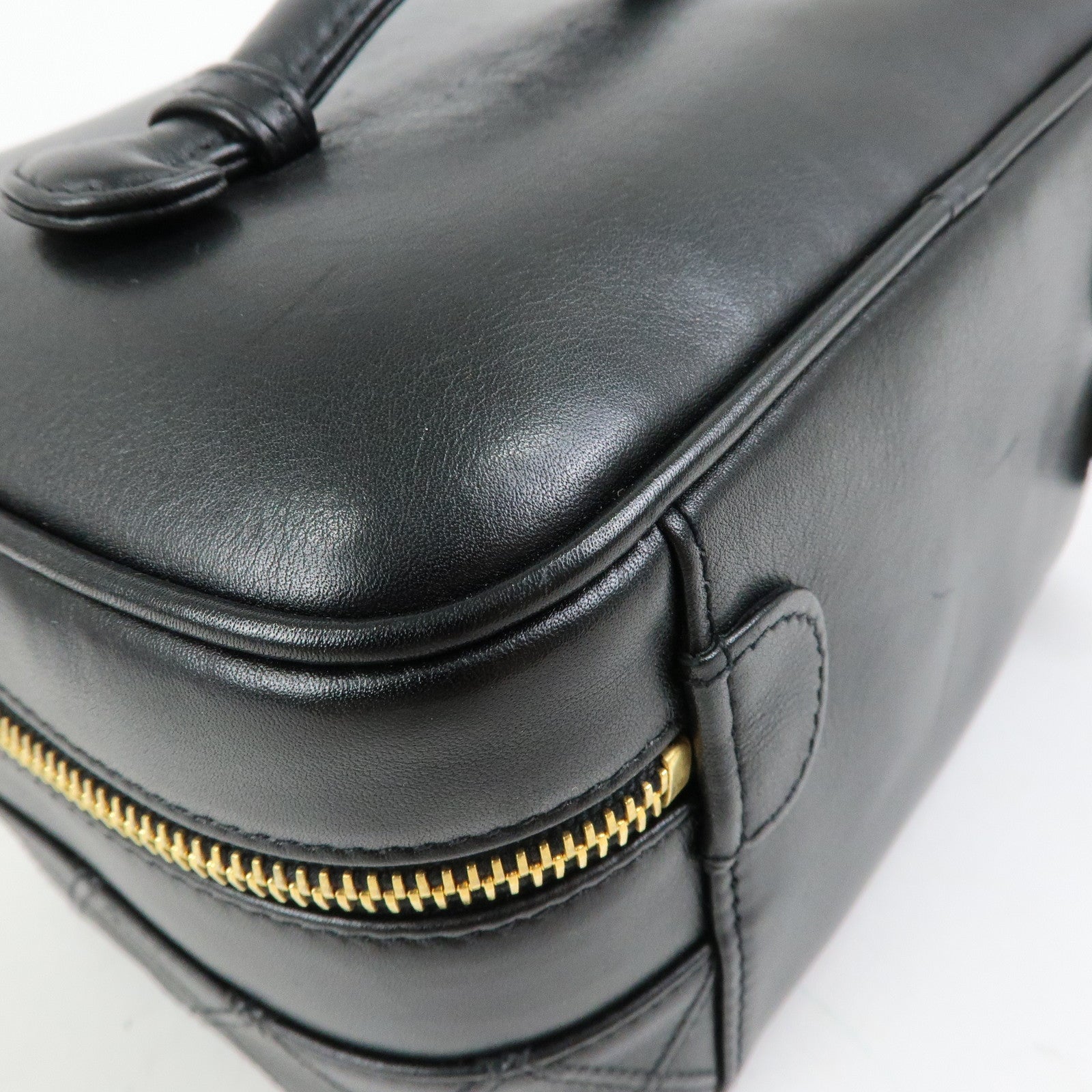 CHANEL Bicolore Lamb Skin Vanity Bag Cosmetic Pouch Black A01618