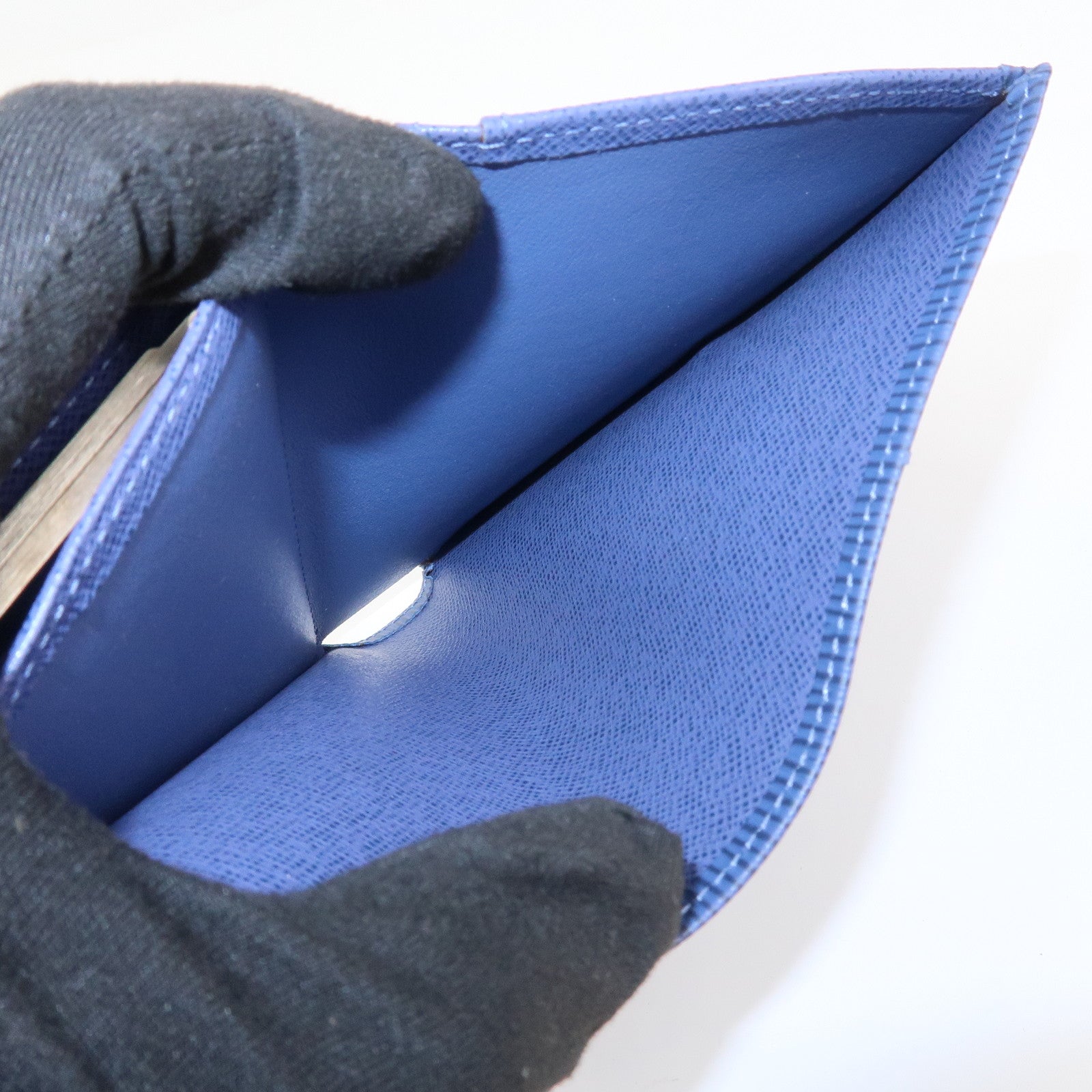 Louis Vuitton Epi Porte Monnaie Billets Viennois Wallet Blue M63245