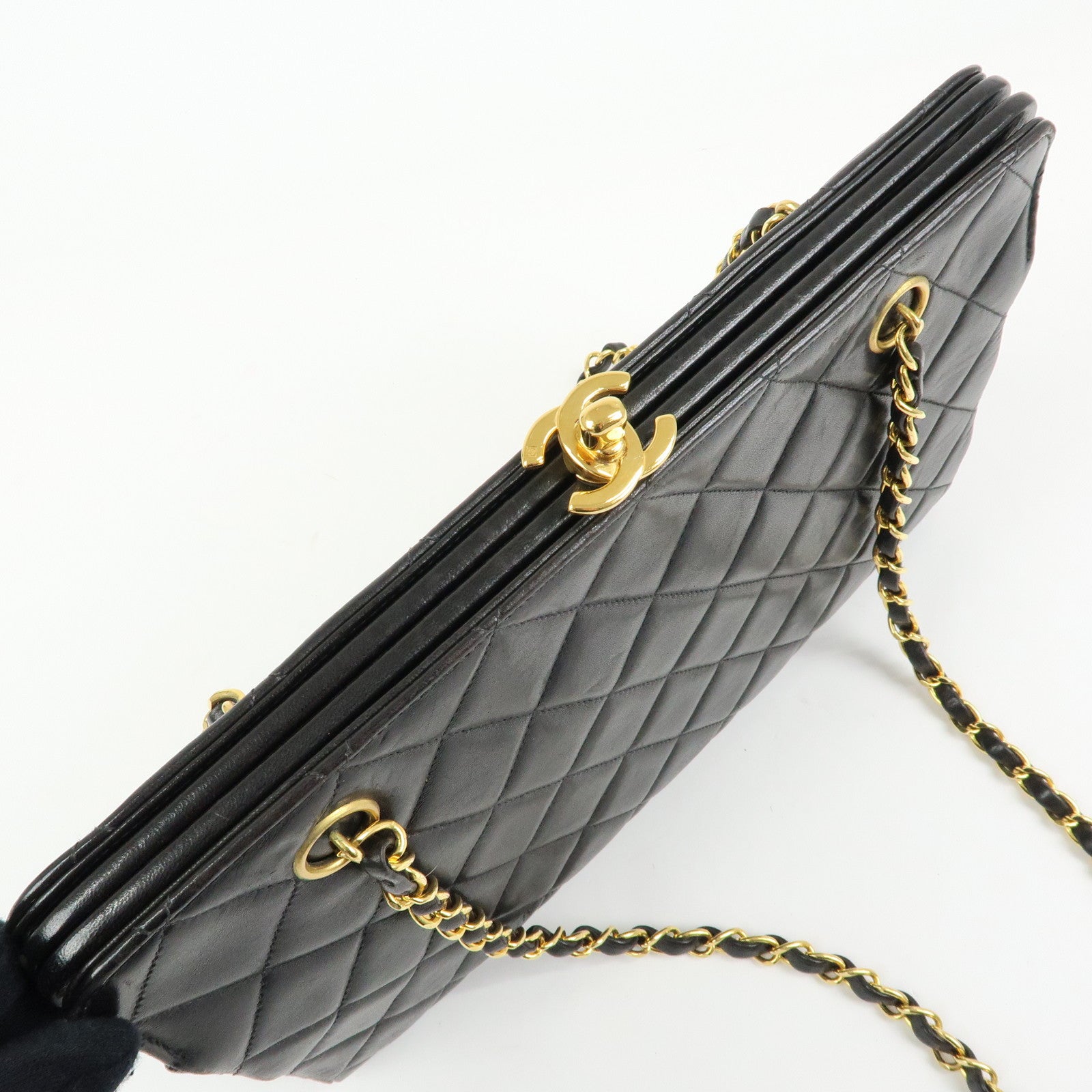 CHANEL Matelasse Lamb Skin Chain Kiss Lock Shoulder Bag Black Gold