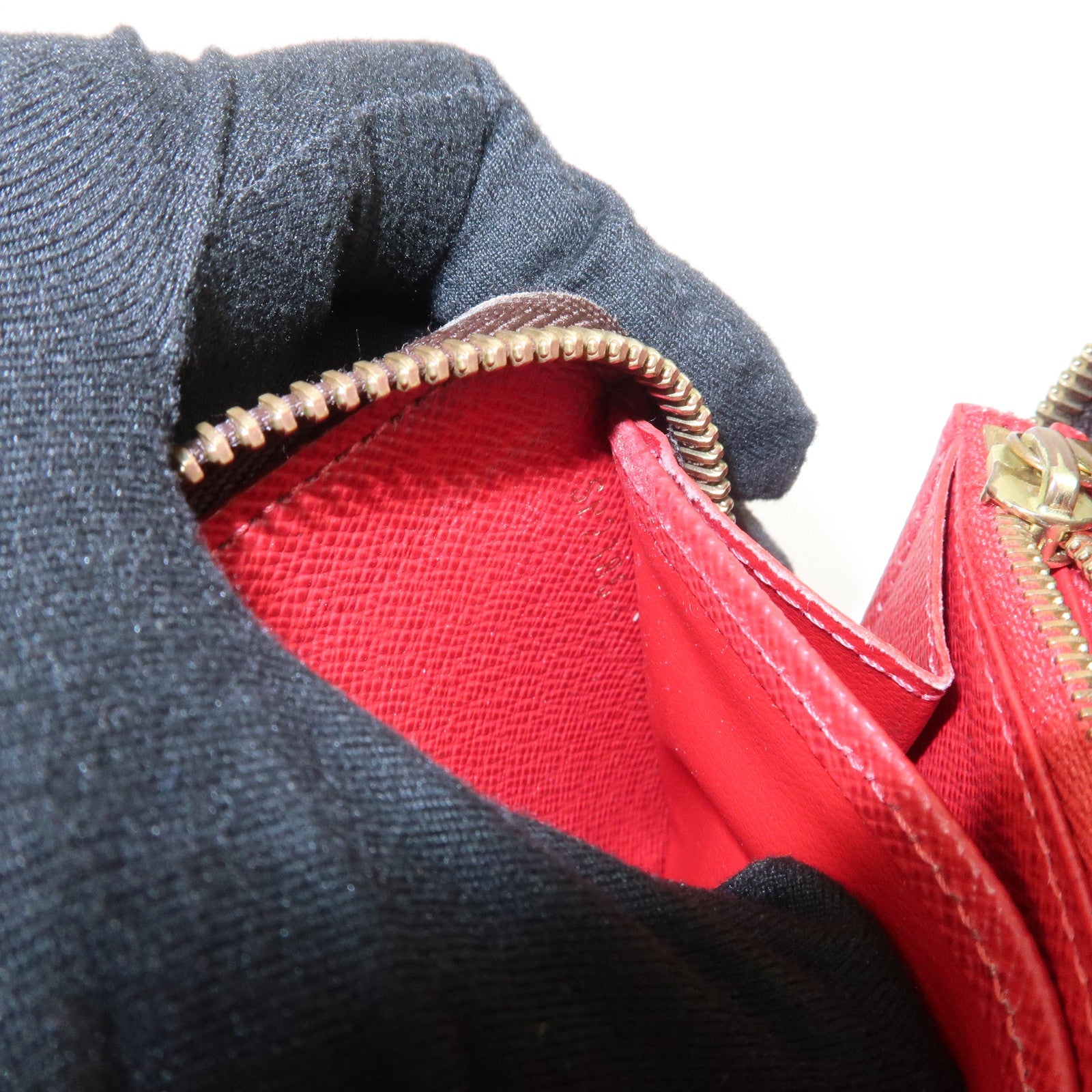 Louis Vuitton Monogram Canvas LV World Tour Zippy Wallet M62149