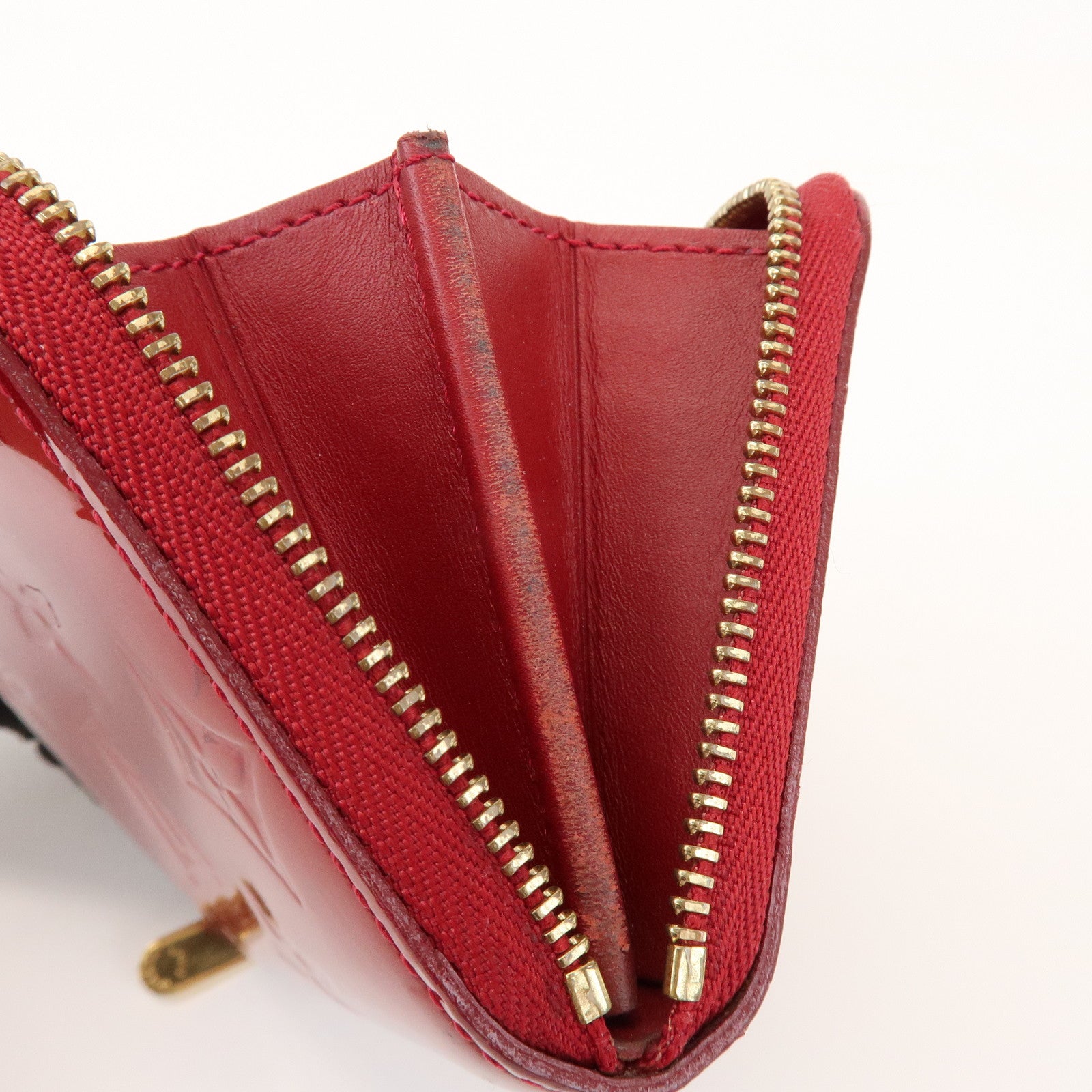 Louis Vuitton Monogram Vernis Leather Zippy Coin Case Pomme d'Amour