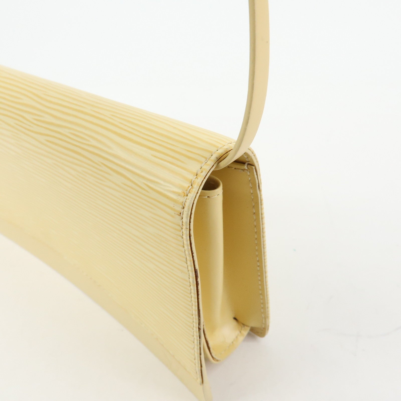 Louis Vuitton Epi Leather Honfleur Shoulder Bag Vanilla M5273A