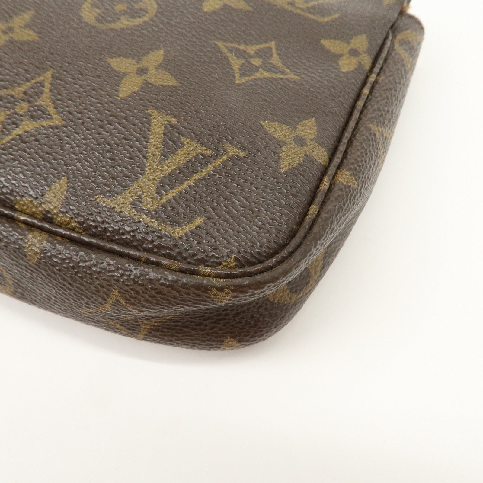Louis Vuitton Monogram Pochette Accessoires Hand Bag Brown M51980
