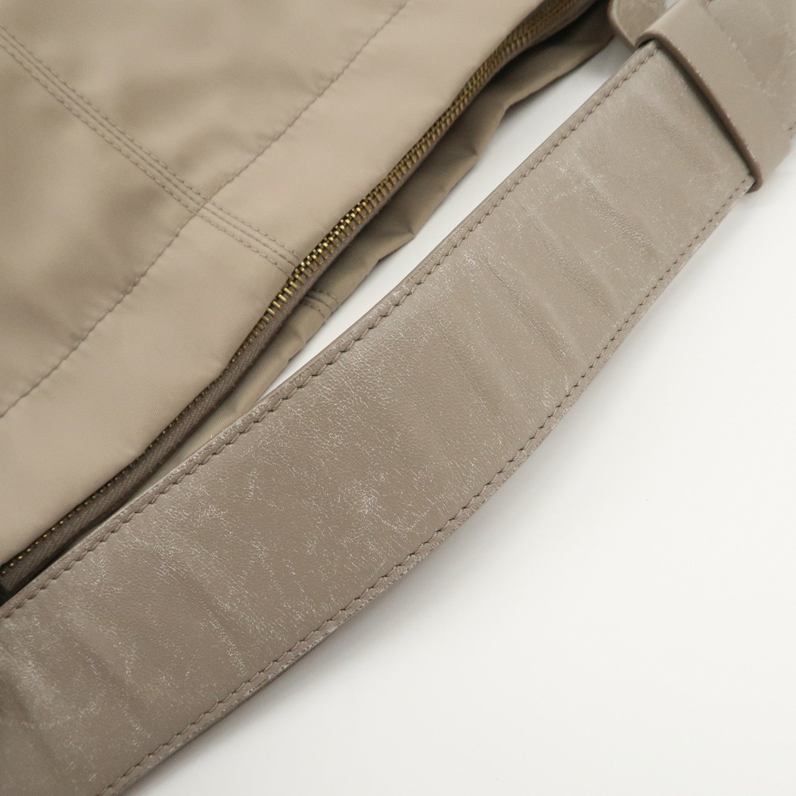 Ferragamo Vara Ribbon Nylon Leather Shoulder Bag Hand Bag Gray