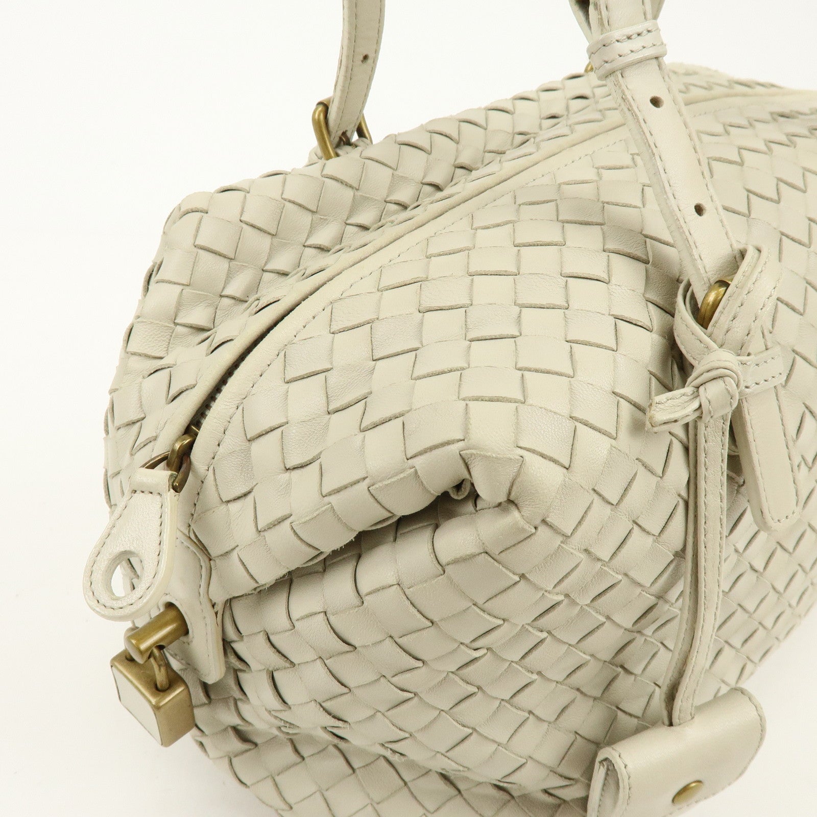 BOTTEGA VENETA Montaigne Intrecciato Leather Boston Bag 173398