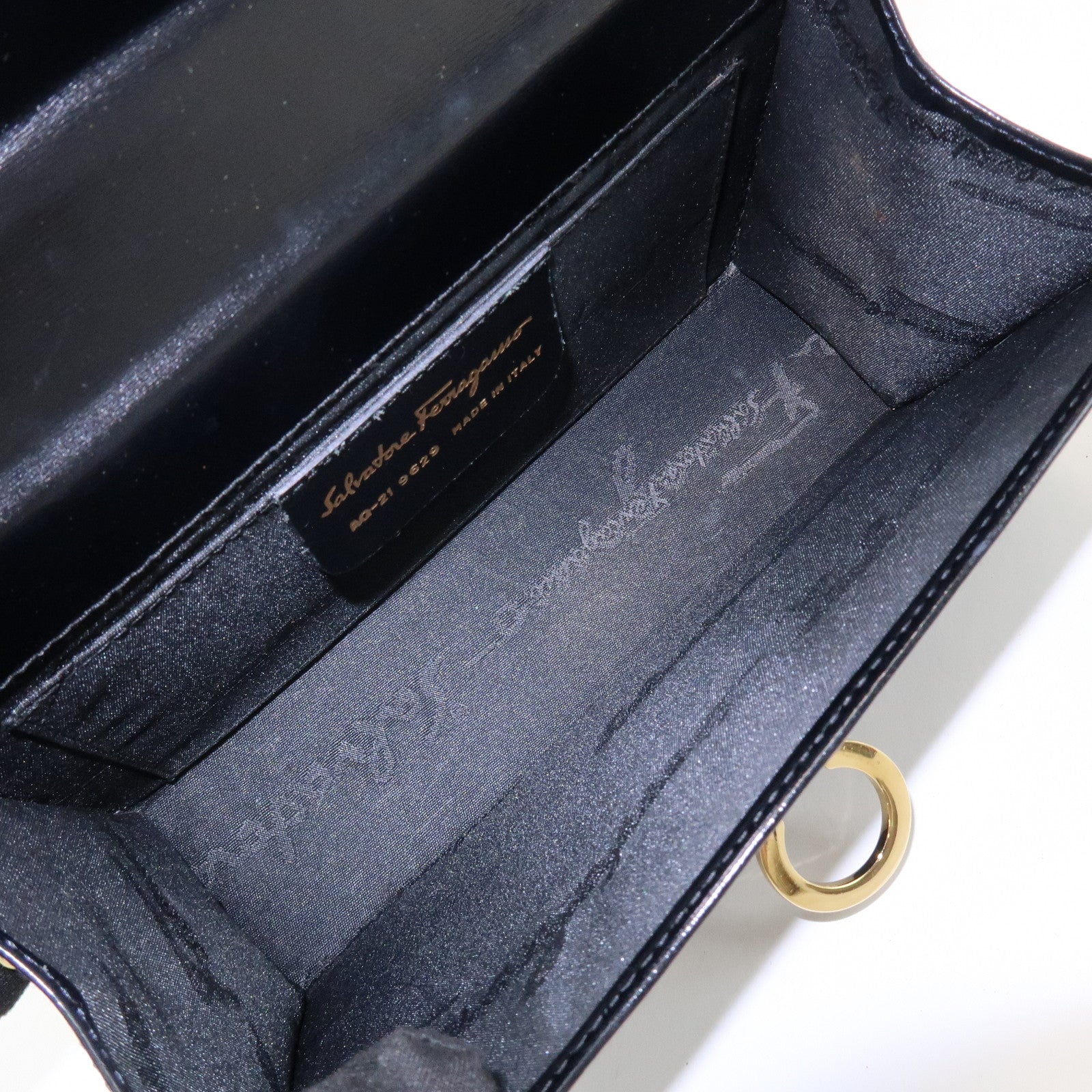 Ferragamo Gancini Leather Chain Shoulder Bag Black