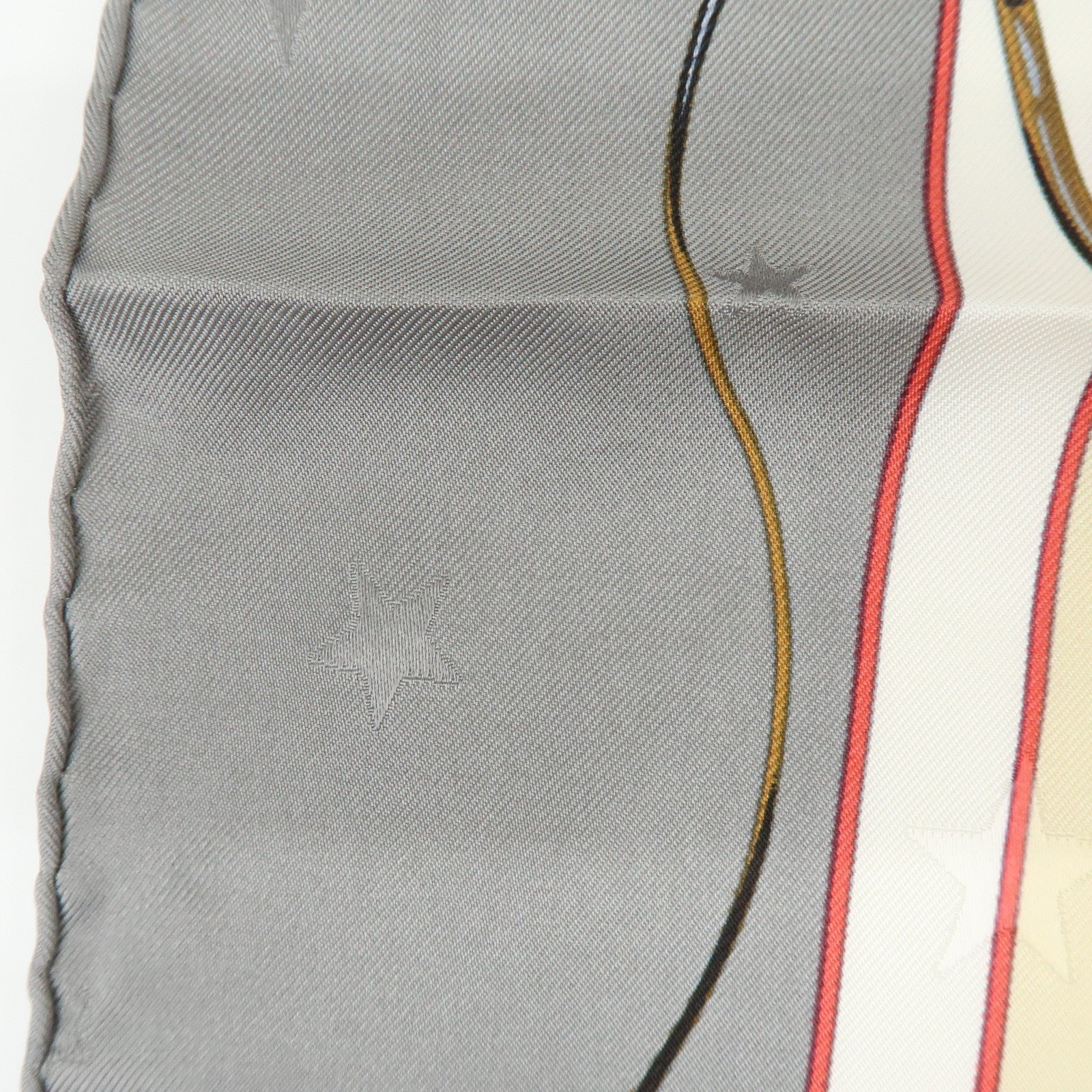 HERMES Carre 90 Silk 100% Scarf EN PISTE Horse Print Beige Gray