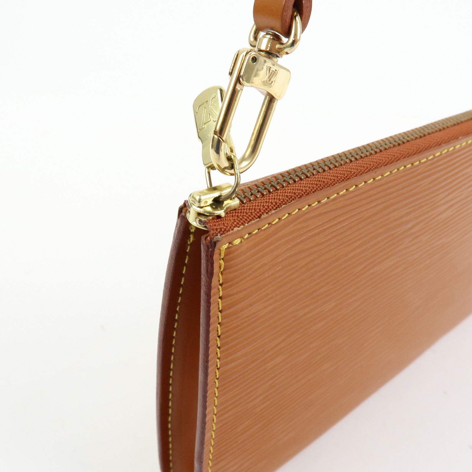 Louis Vuitton Epi Pochette Accessoires Pouch Zipang Gold M52948