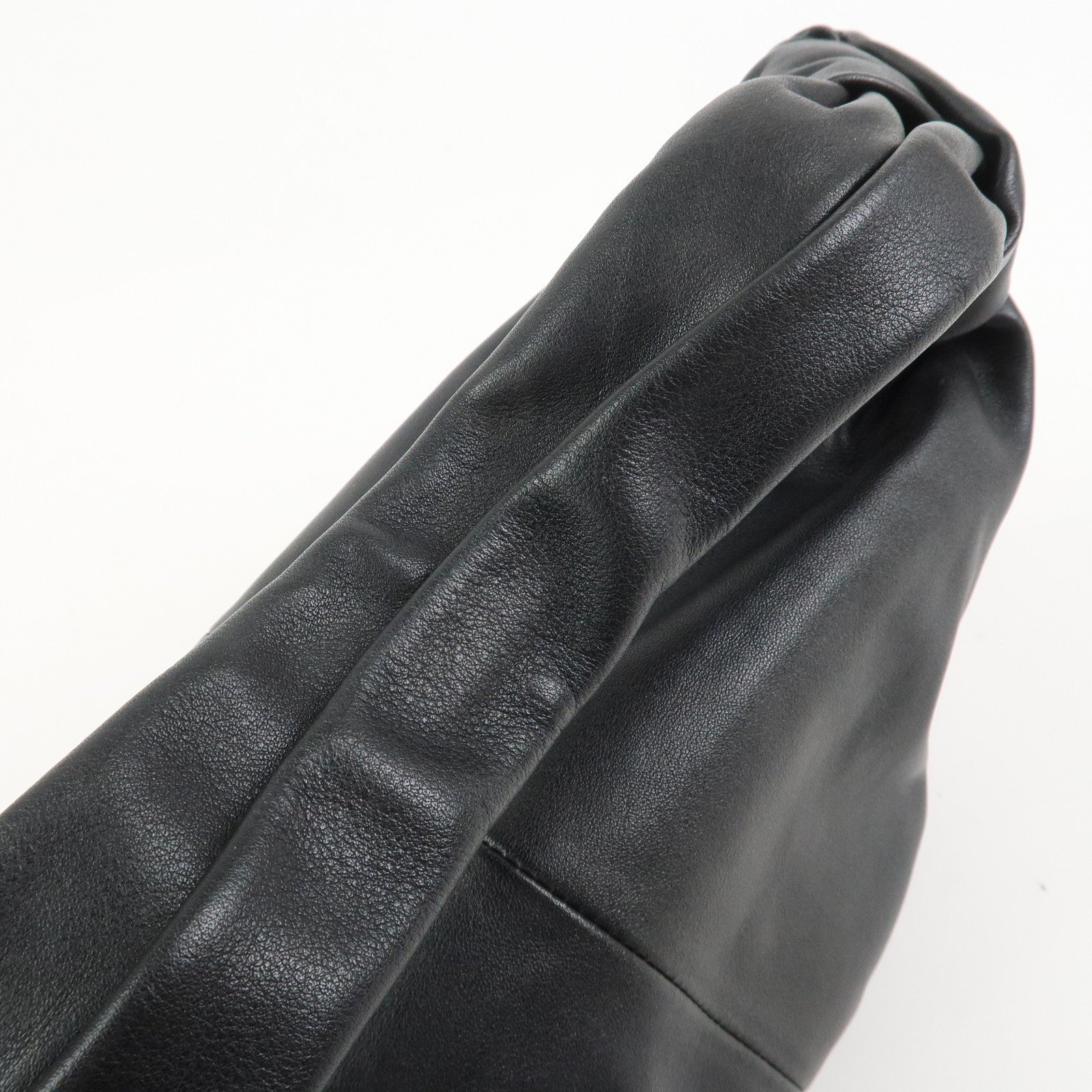 BOTTEGA VENETA Double Knots Leather Hand Bag Black