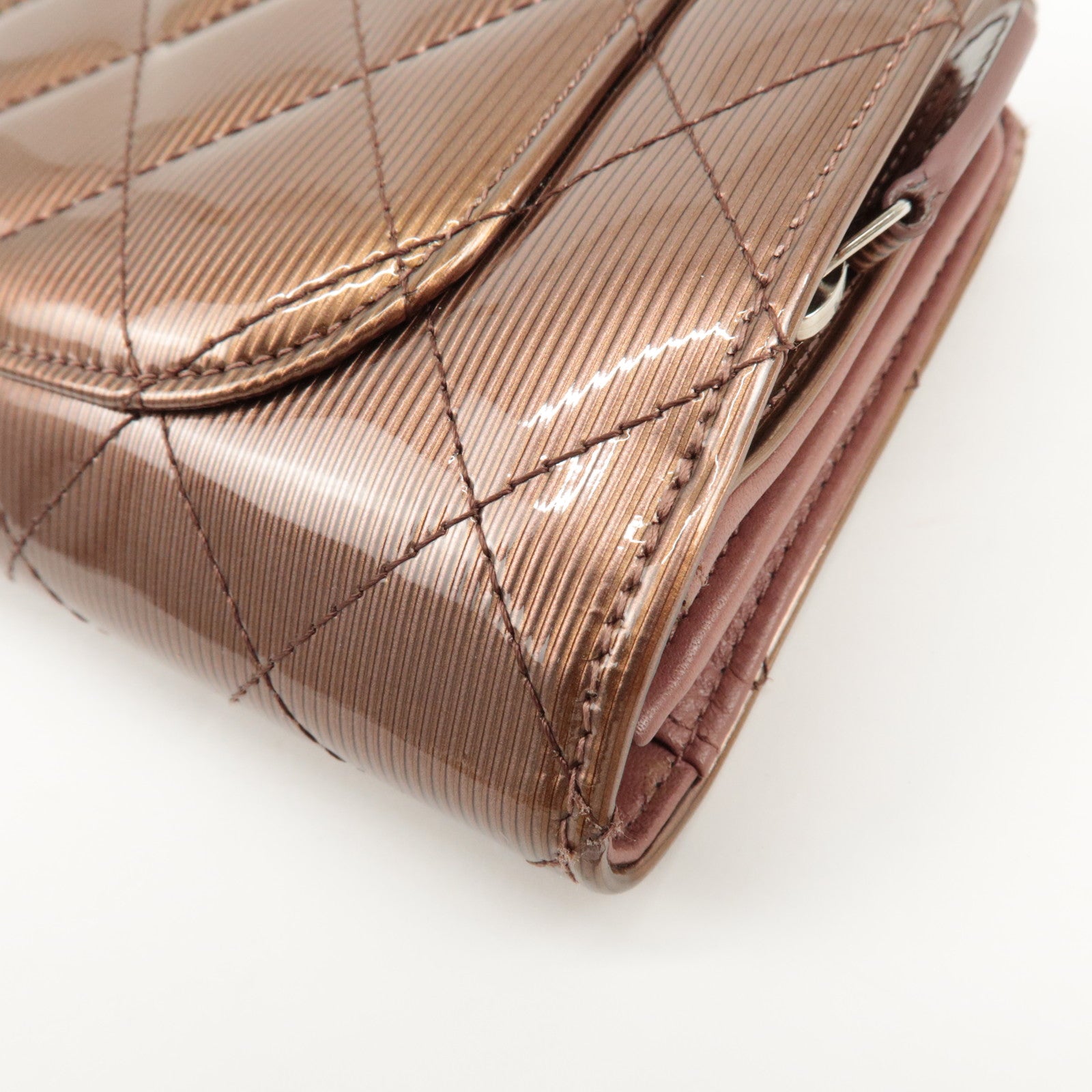 CHANEL Matelasse Patent Leather Long Wallet Silver HDW Brown Used