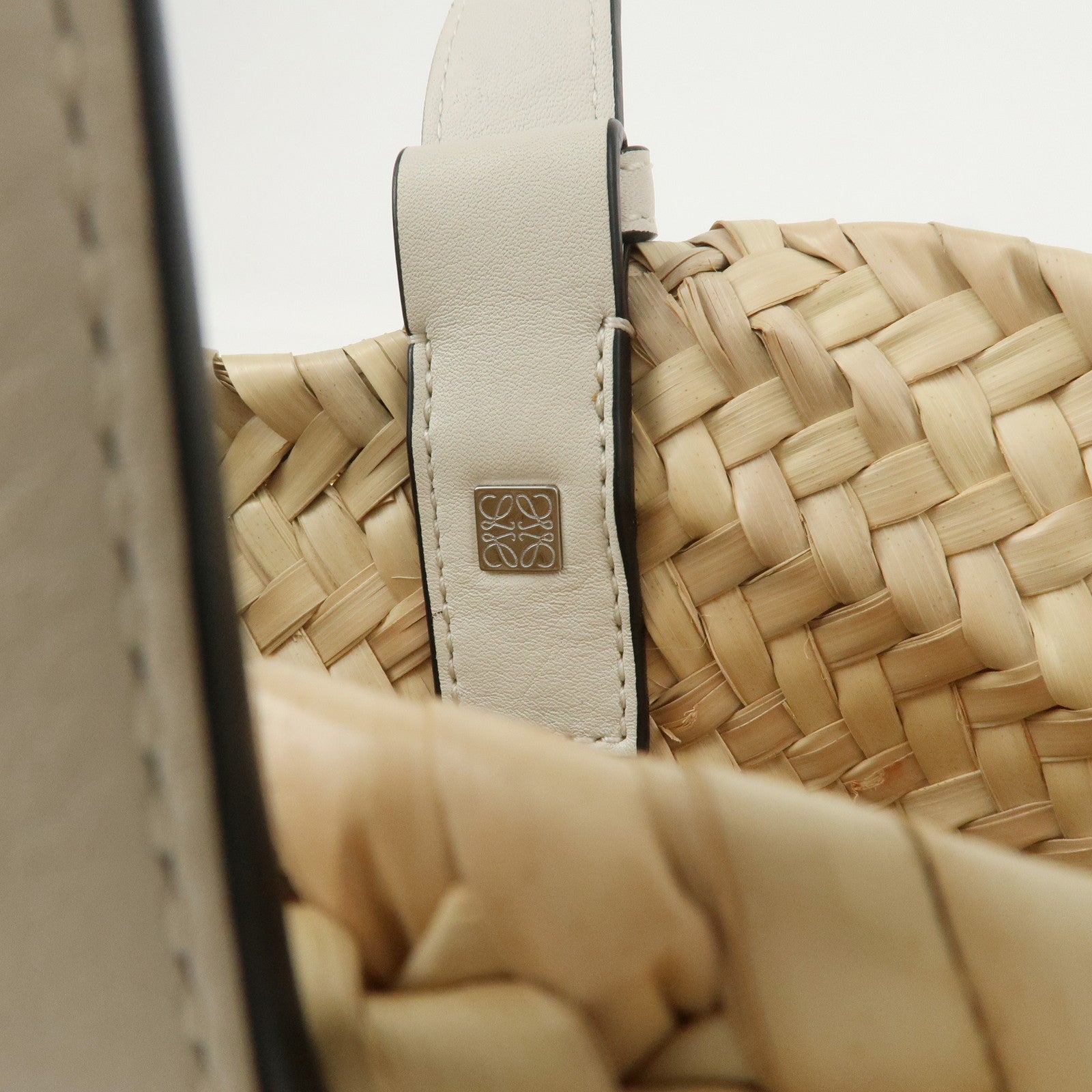 LOEWE Raffia Leather Small Basket Bag Hand Bag Natural White