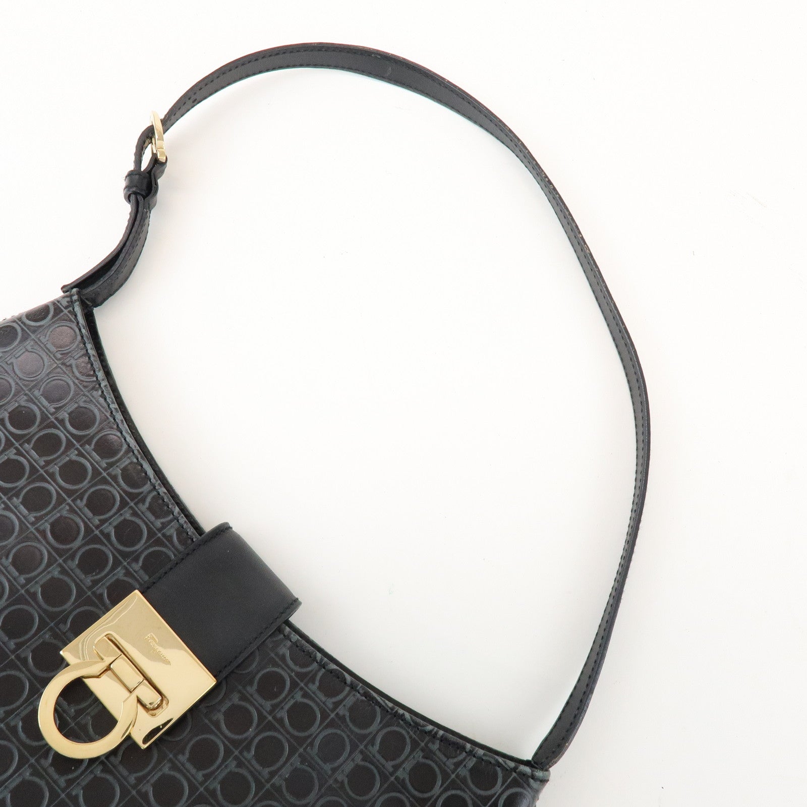 Ferragamo Gancini Leather Shoulder Bag Hand Bag Black