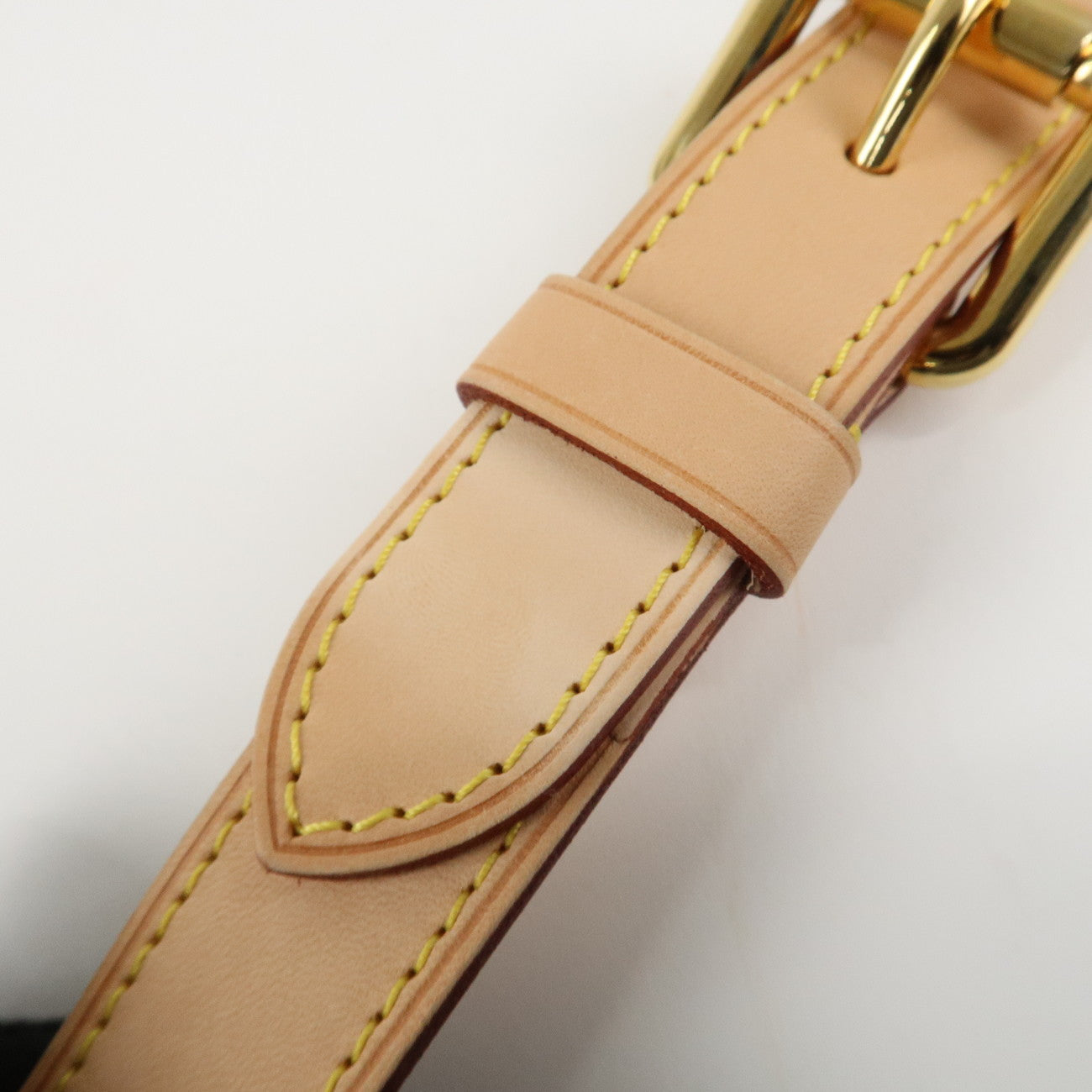 Louis Vuitton Nume Leather Adjustable Shoulder Strap J00109 Used