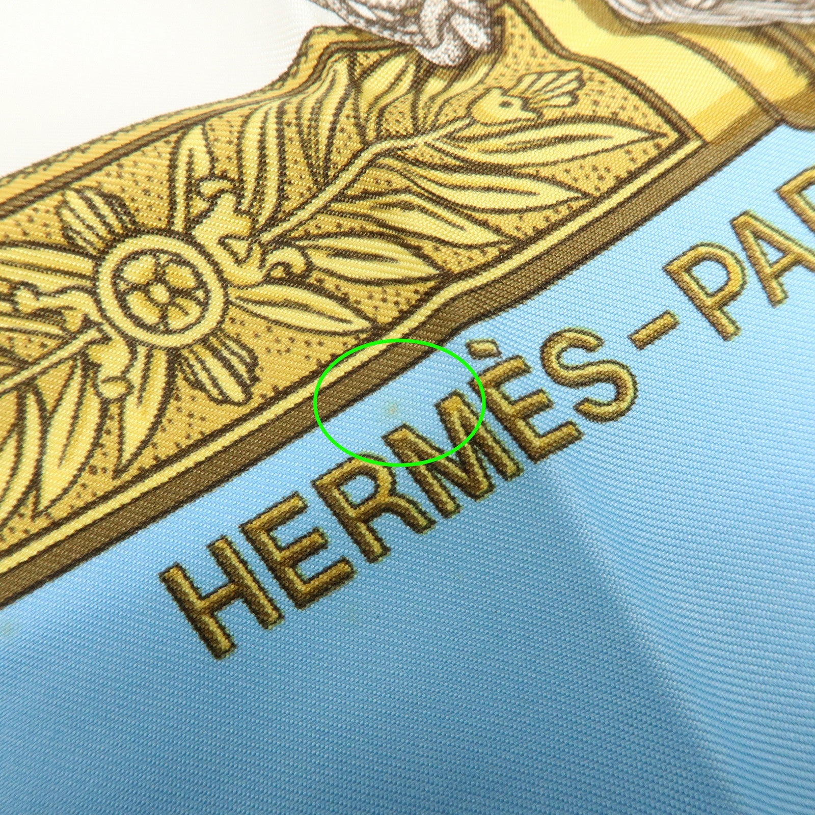 HERMES Carre 90 Silk 100% Scarf GRANDUNIFORM Light Blue Gold