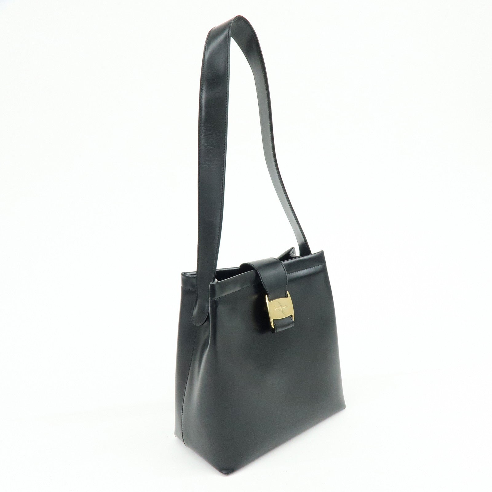 Ferragamo Vara Leather Shoulder Bag Hand Bag Black