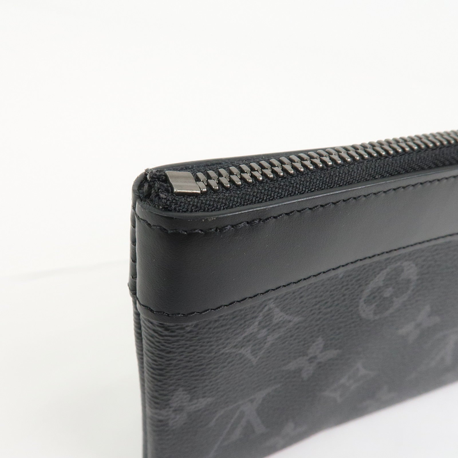 Louis Vuitton Monogram Eclips Pochette Discovery PM Pouch M44323