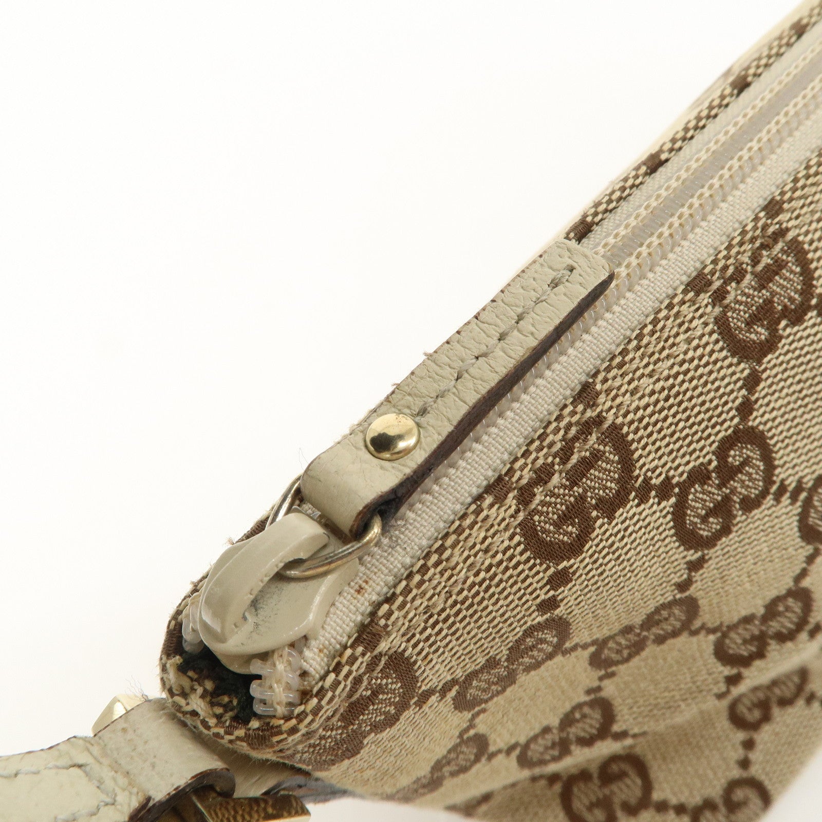 GUCCI Boat Bag GG Canvas Leather Bag Hand Bag Pouch Beige Ivory 07198 Used