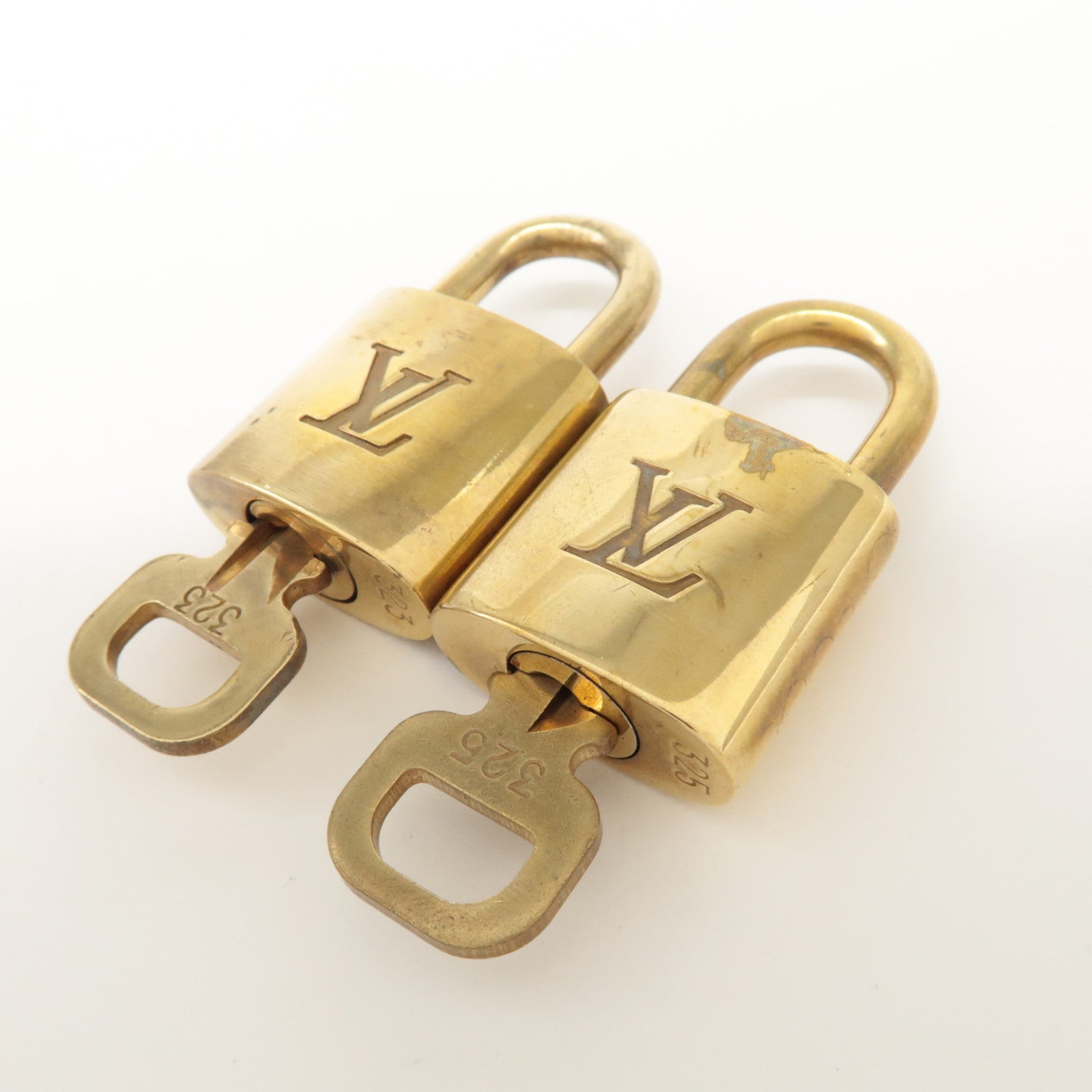 Louis Vuitton Set of 10 Lock & Key Cadena Key Lock Metal Gold Used