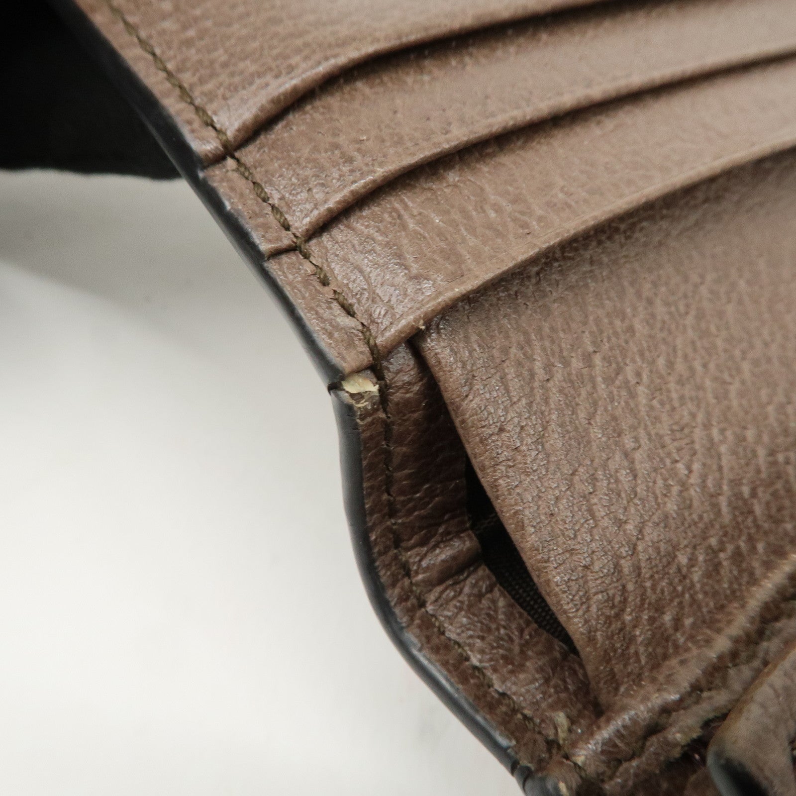 GUCCI Ophidia GG Supreme Leather Bi-Fold Wallet Beige 523155