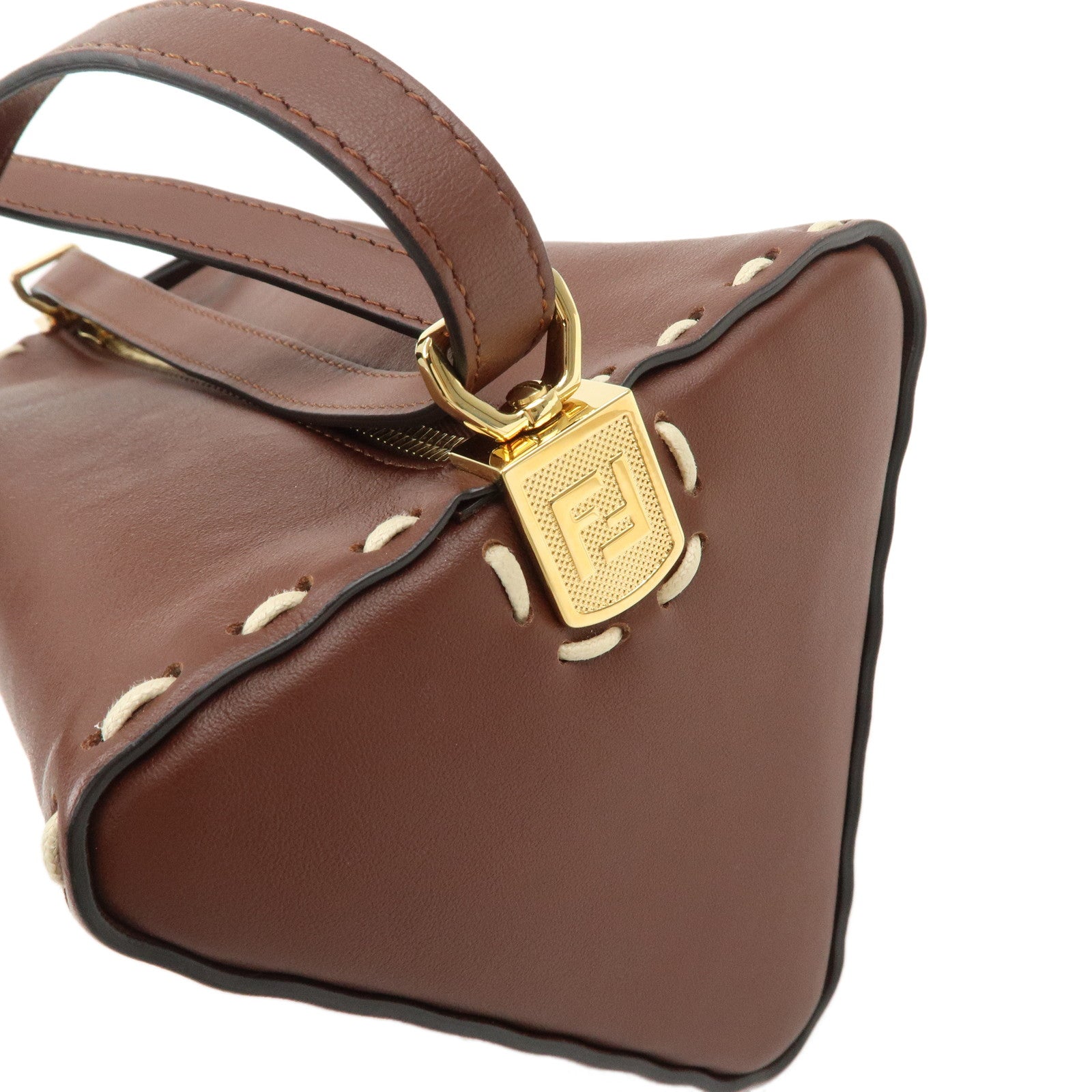 FENDI Selleria Leather Selleria Triangla Shoulder Bag Brown 8BS053