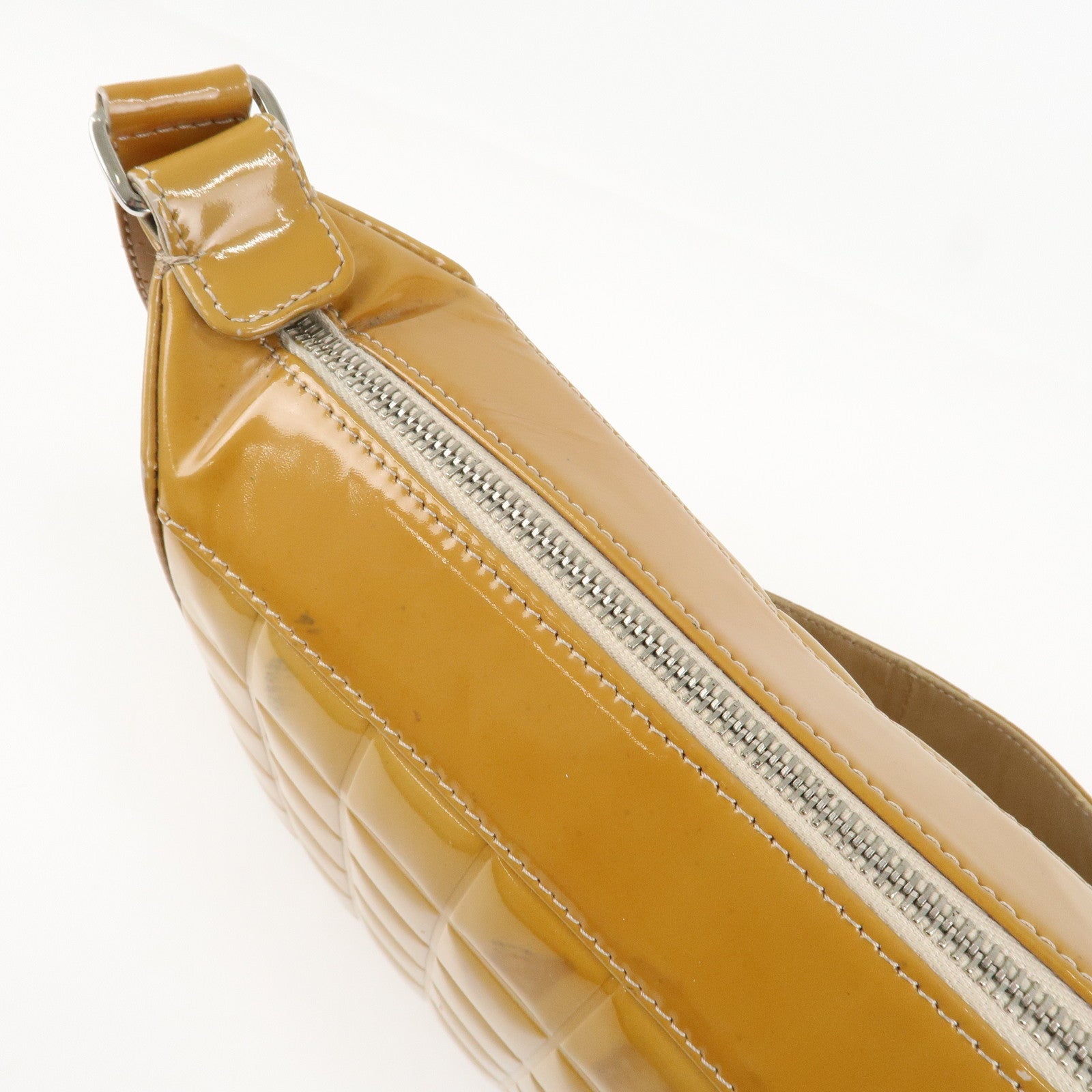 CHANEL COCO Mark Chocolate Bar Patent Leather Shoulder Bag Beige Used